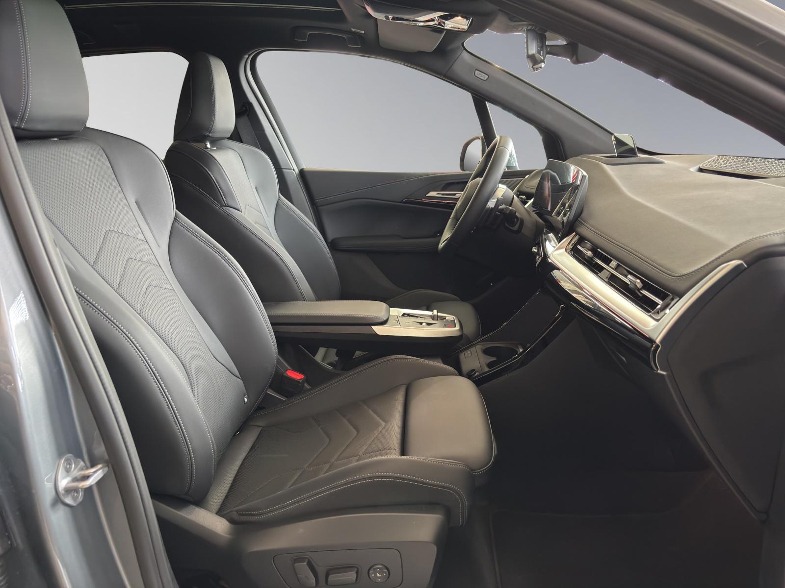 BMW 223i xDrive SDKG Active Tourer-image-19