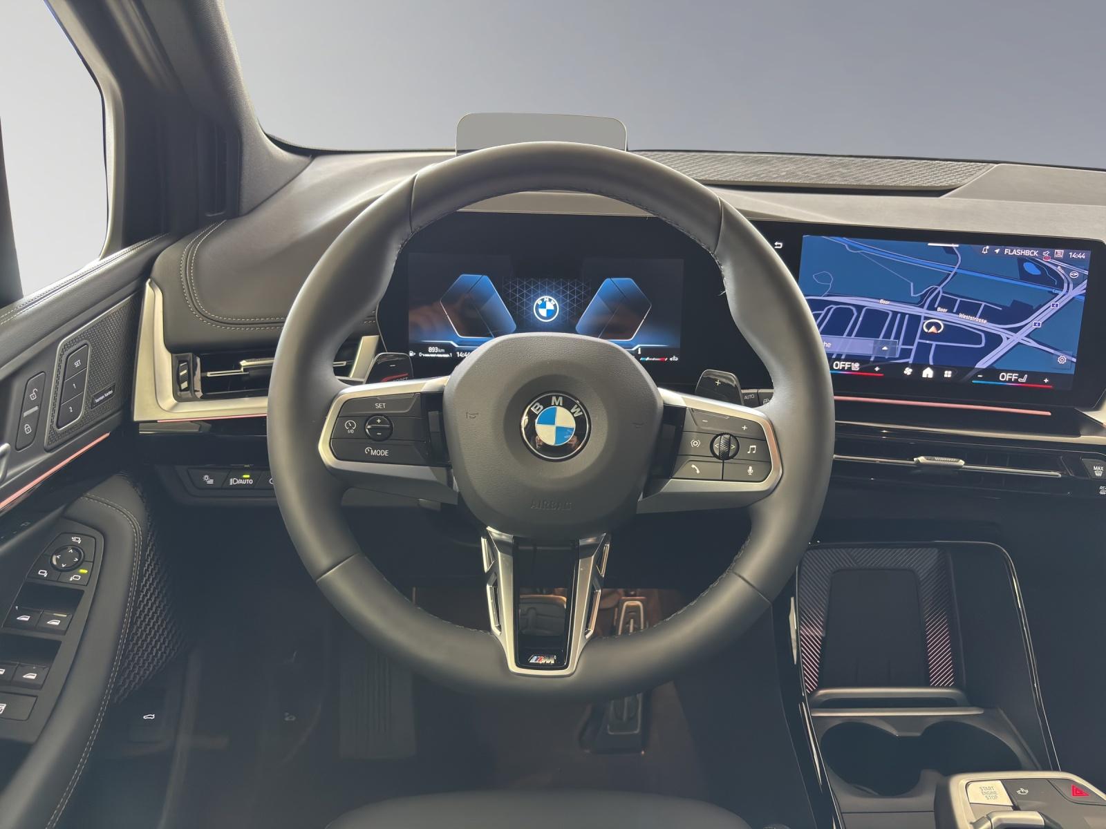 BMW 223i xDrive SDKG Active Tourer-image-10