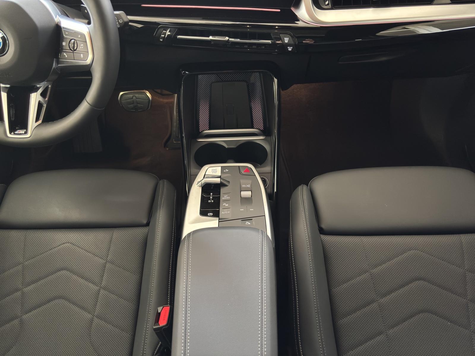 BMW 223i xDrive SDKG Active Tourer-image-11