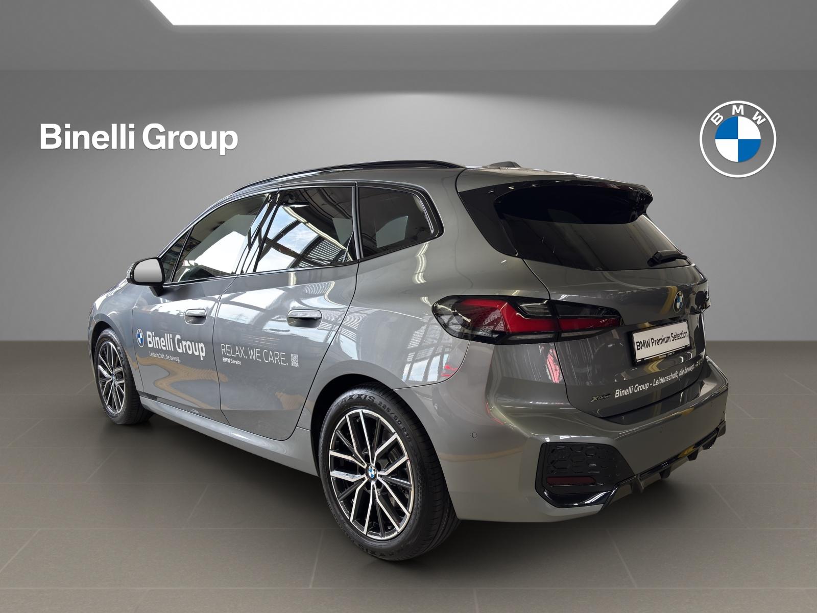 BMW 223i xDrive SDKG Active Tourer-image-13