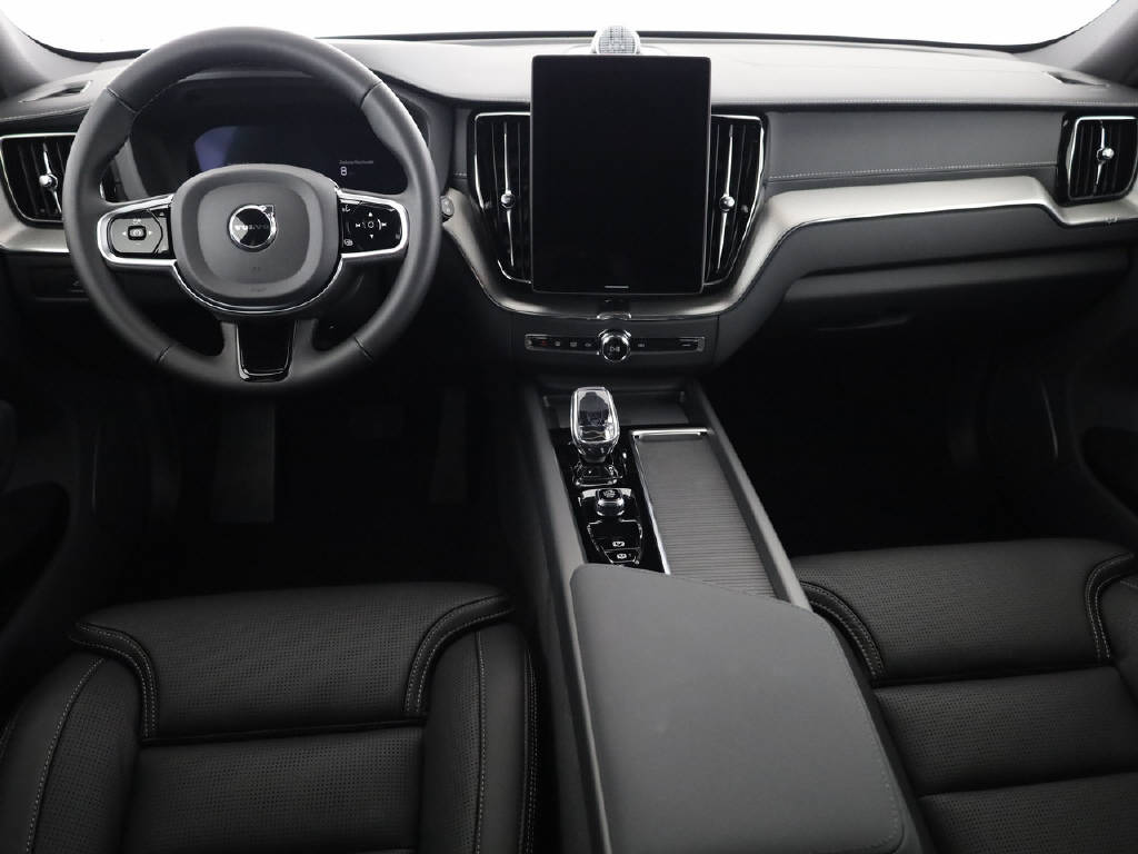 VOLVO XC60 2.0 T8 TE Black Edition eAWD-image-2