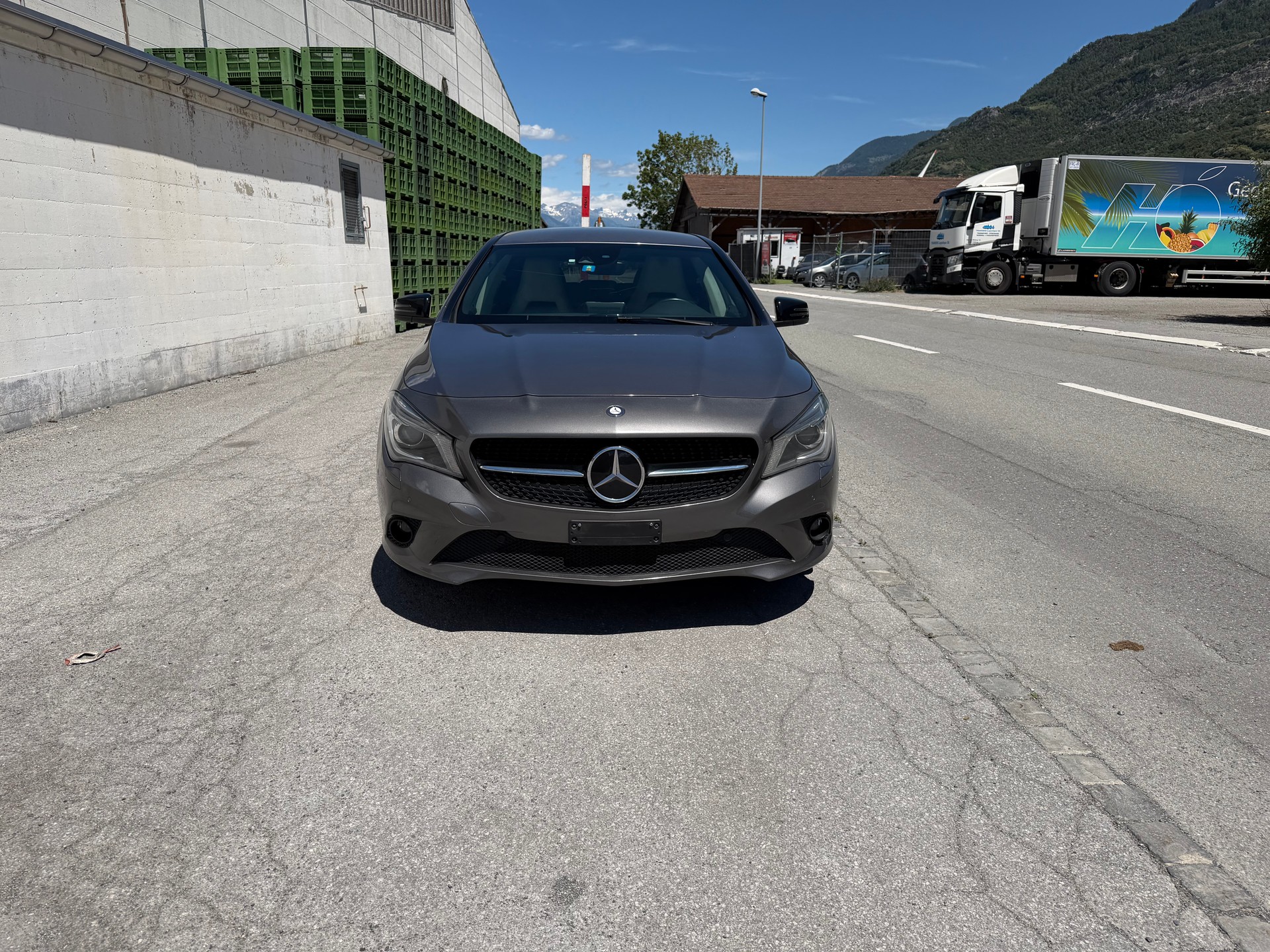 MERCEDES-BENZ CLA Shooting Brake 200 d AMG Line 7G-DCT-image-1