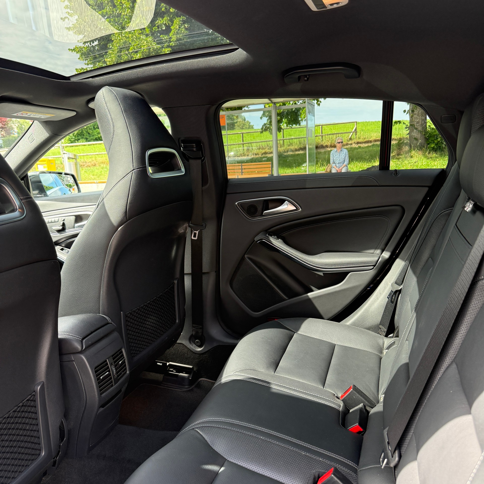 MERCEDES-BENZ CLA Shooting Brake 250 Sport 4Matic 7G-DCT-image-15