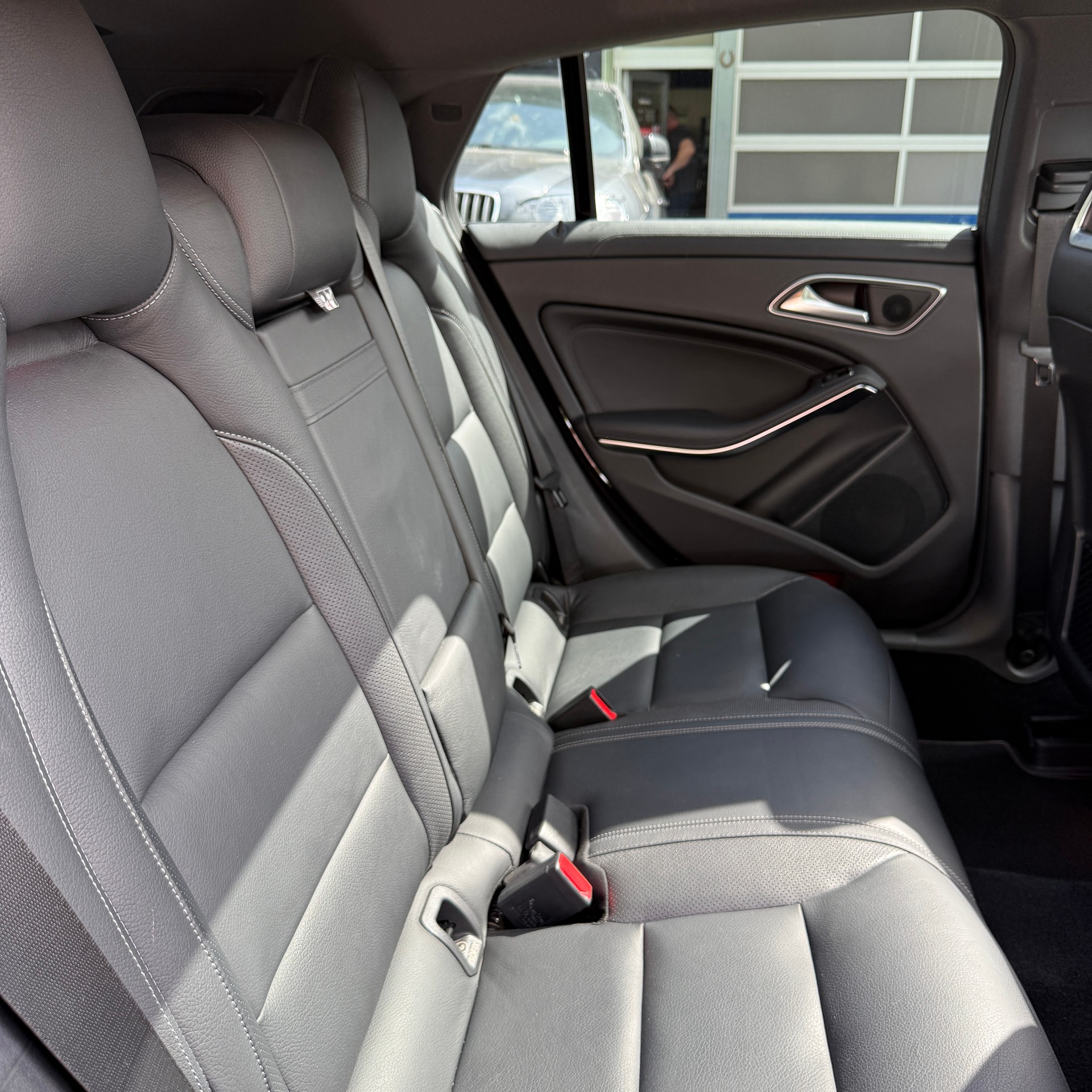 MERCEDES-BENZ CLA Shooting Brake 250 Sport 4Matic 7G-DCT-image-14