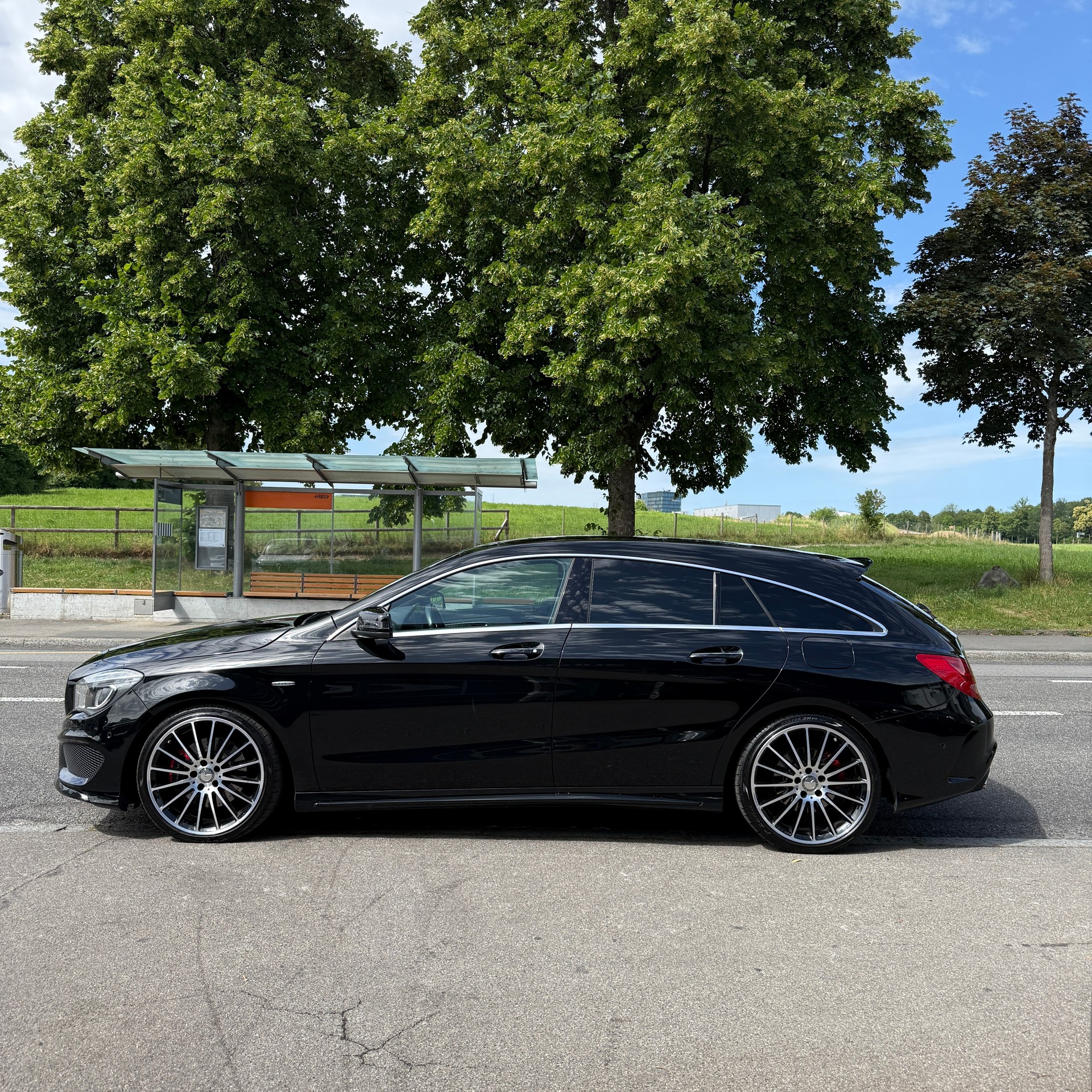 MERCEDES-BENZ CLA Shooting Brake 250 Sport 4Matic 7G-DCT-image-3