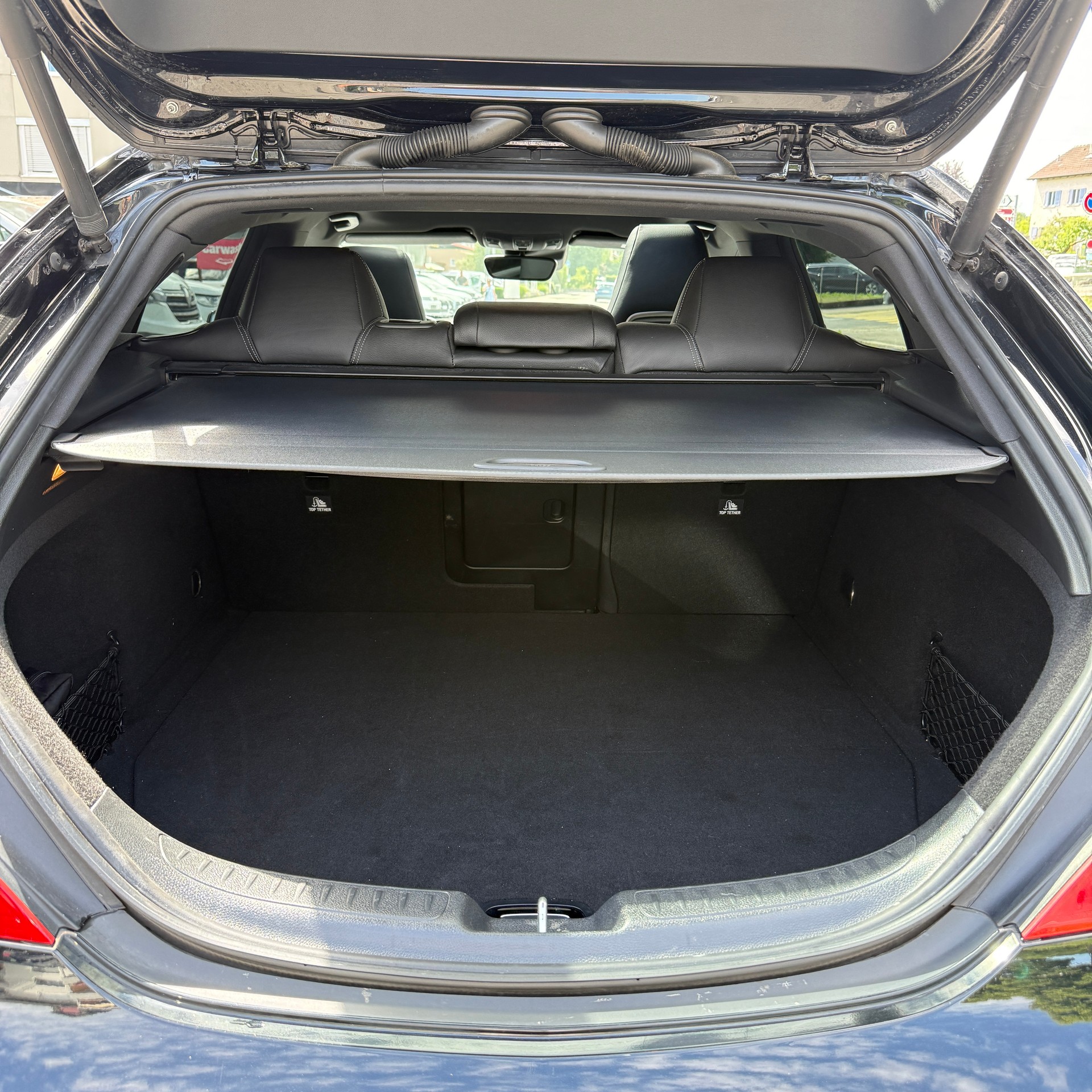 MERCEDES-BENZ CLA Shooting Brake 250 Sport 4Matic 7G-DCT-image-8