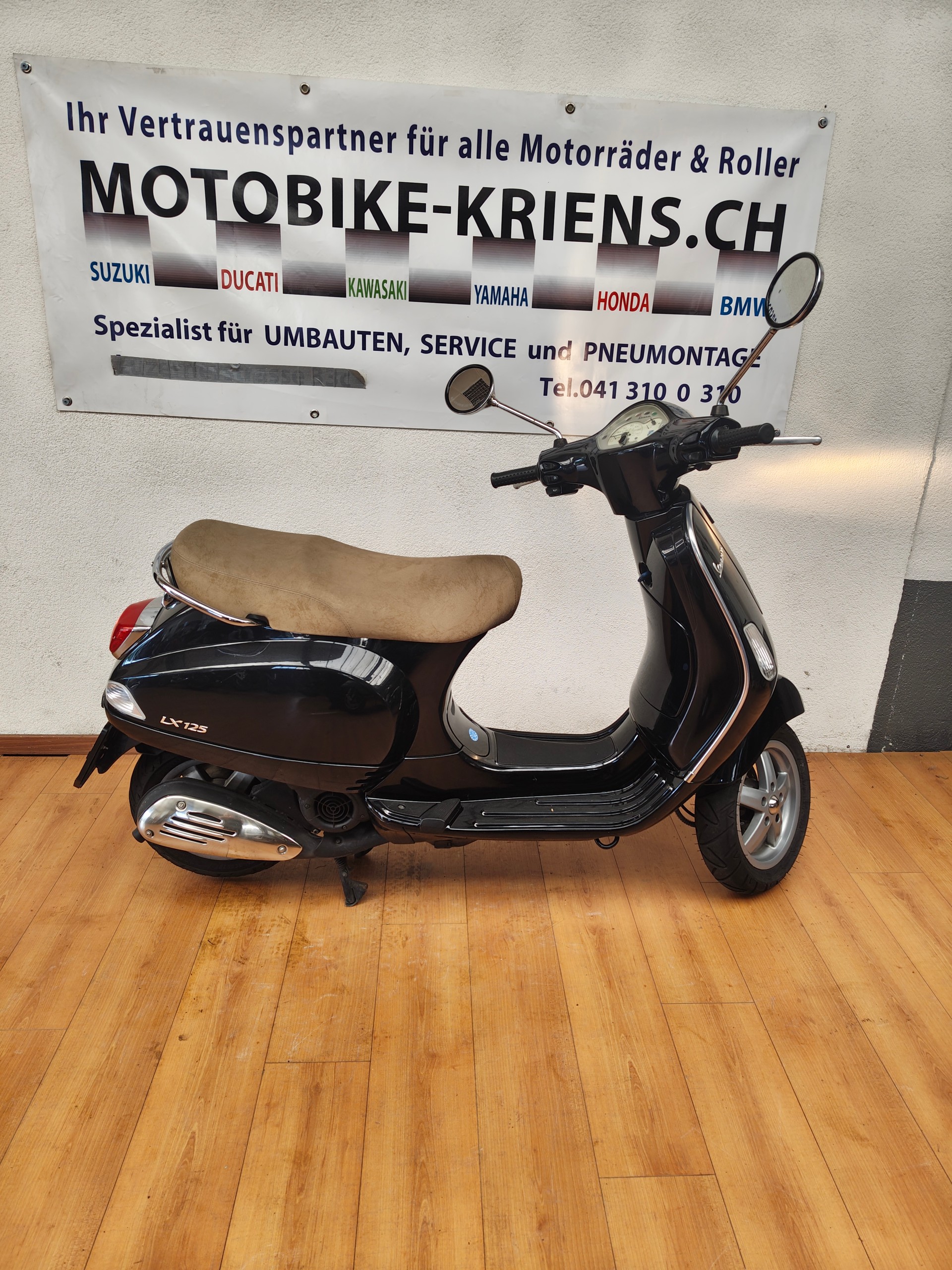 PIAGGIO Vespa 125 LX4