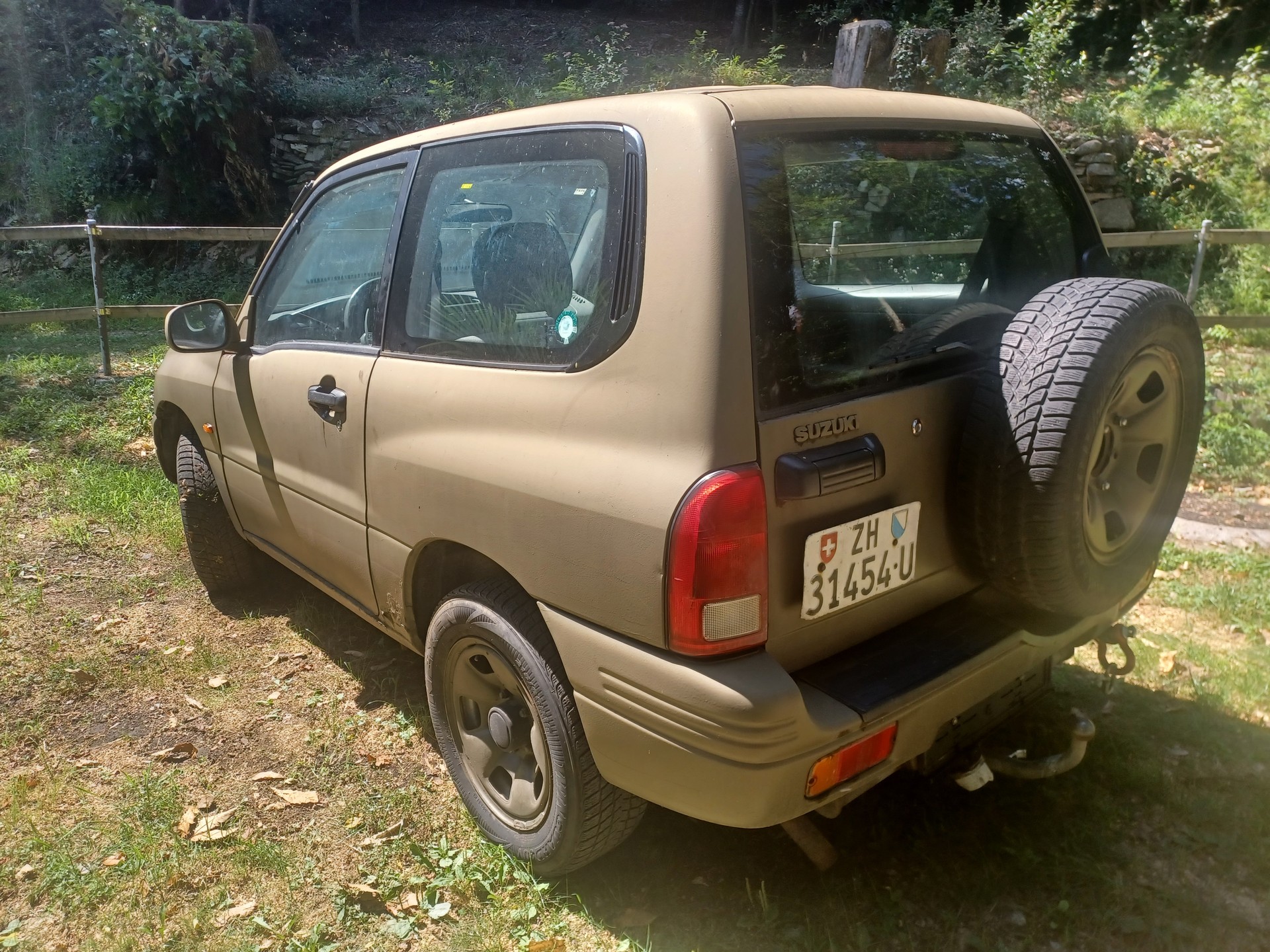 SUZUKI Grand Vitara 2.0 16V-image-2
