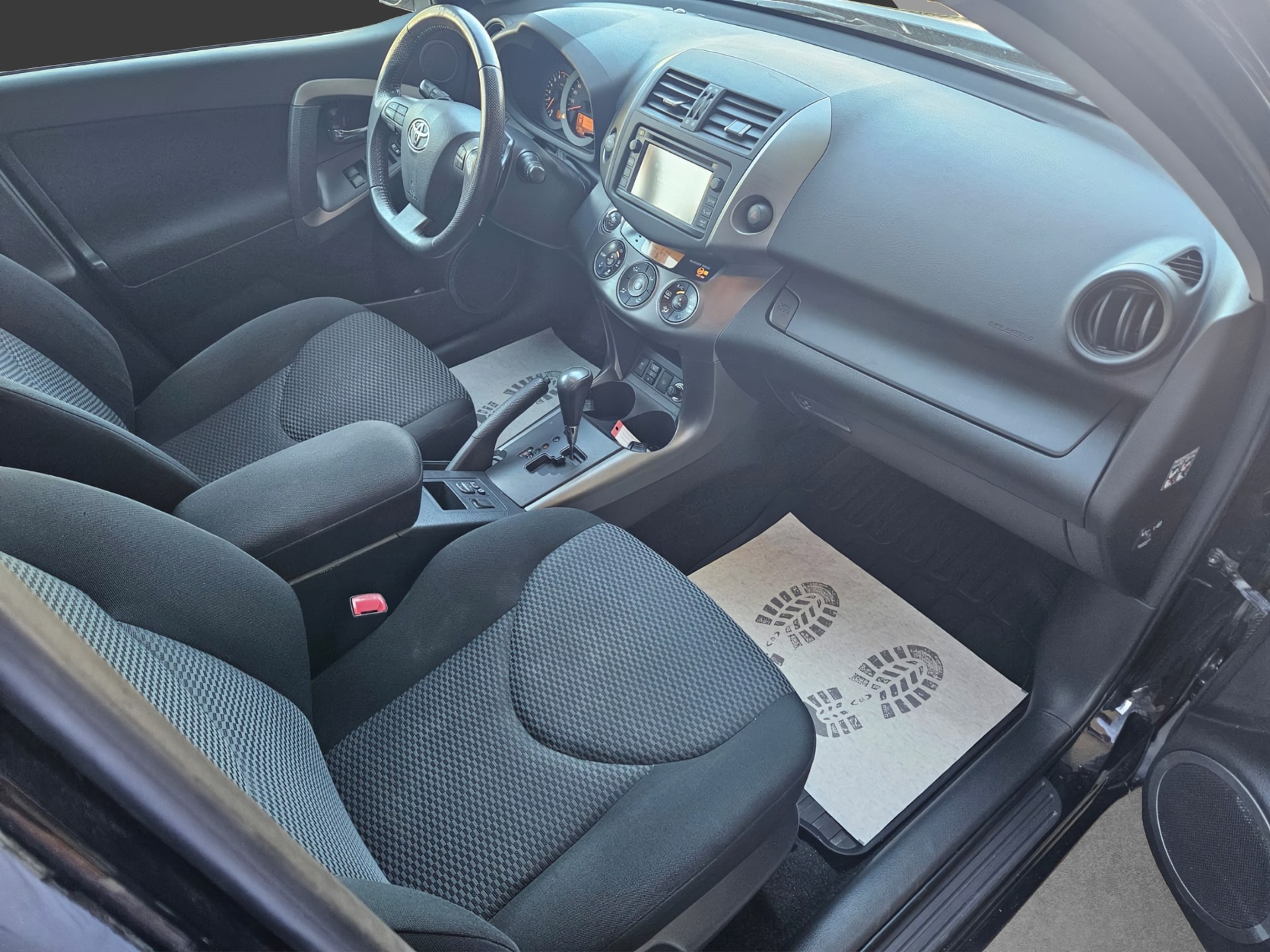 TOYOTA RAV-4 2.0 16V Linea Sol Multidrive Anhängerkupplung-image-13