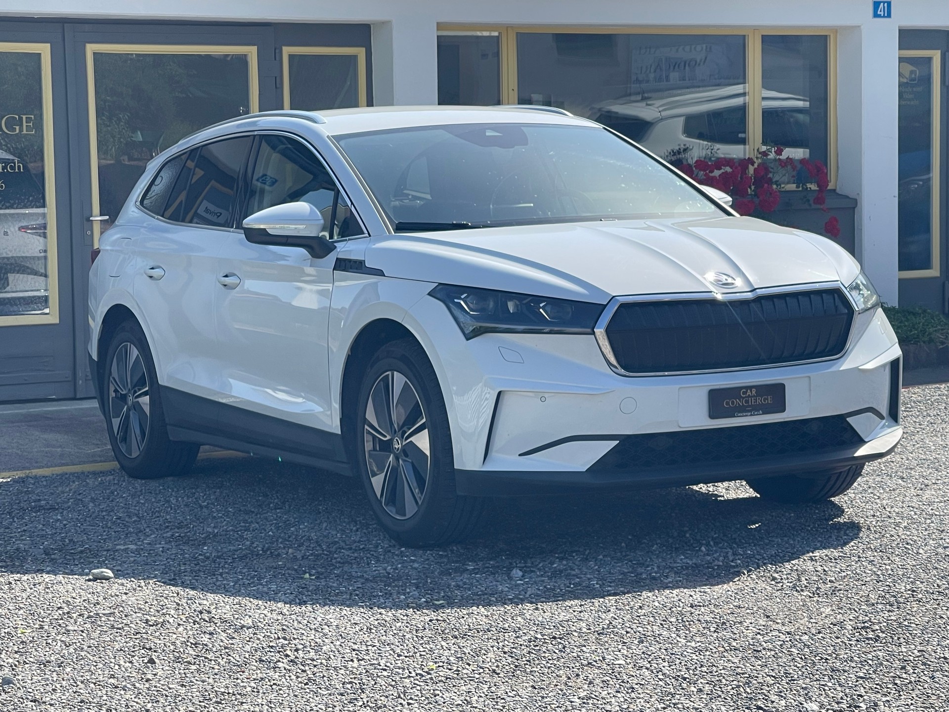 SKODA Enyaq iV 60-image-1
