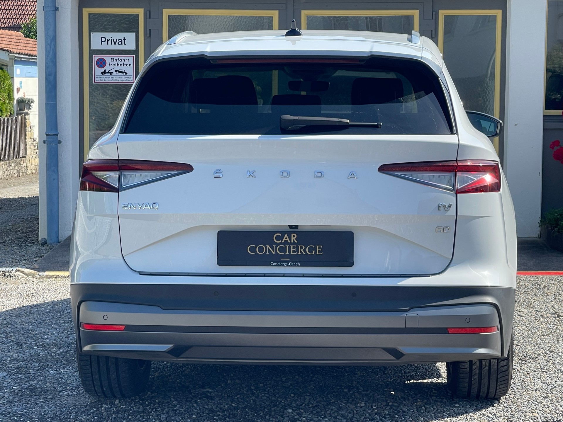SKODA Enyaq iV 60-image-7
