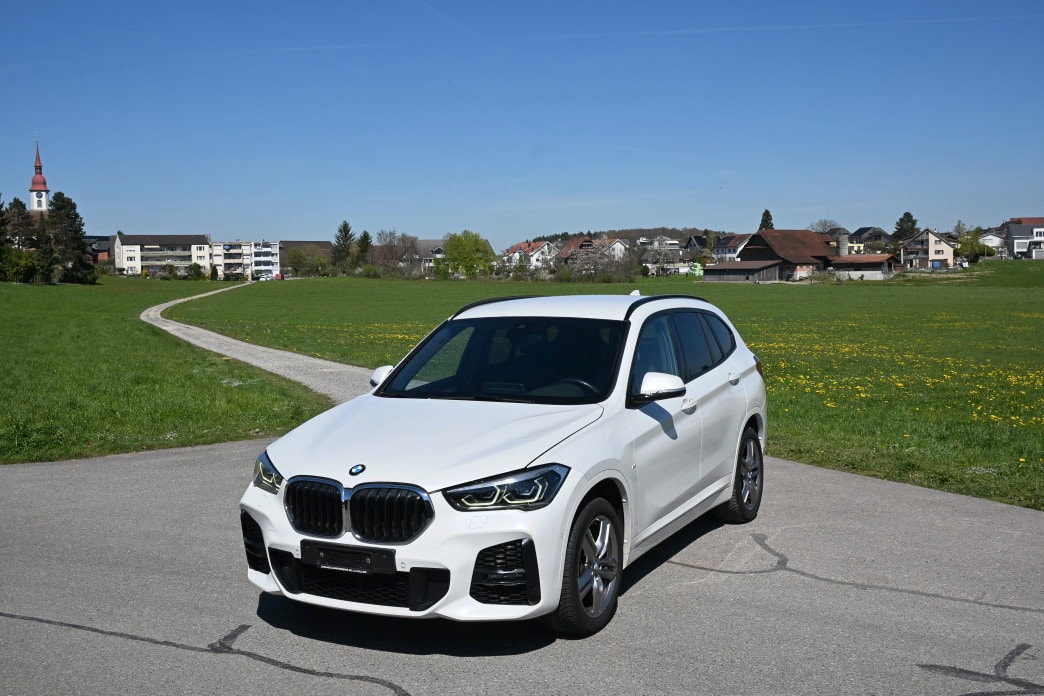 BMW X1 sDrive 18i Steptronic M Sport DSK-image-0