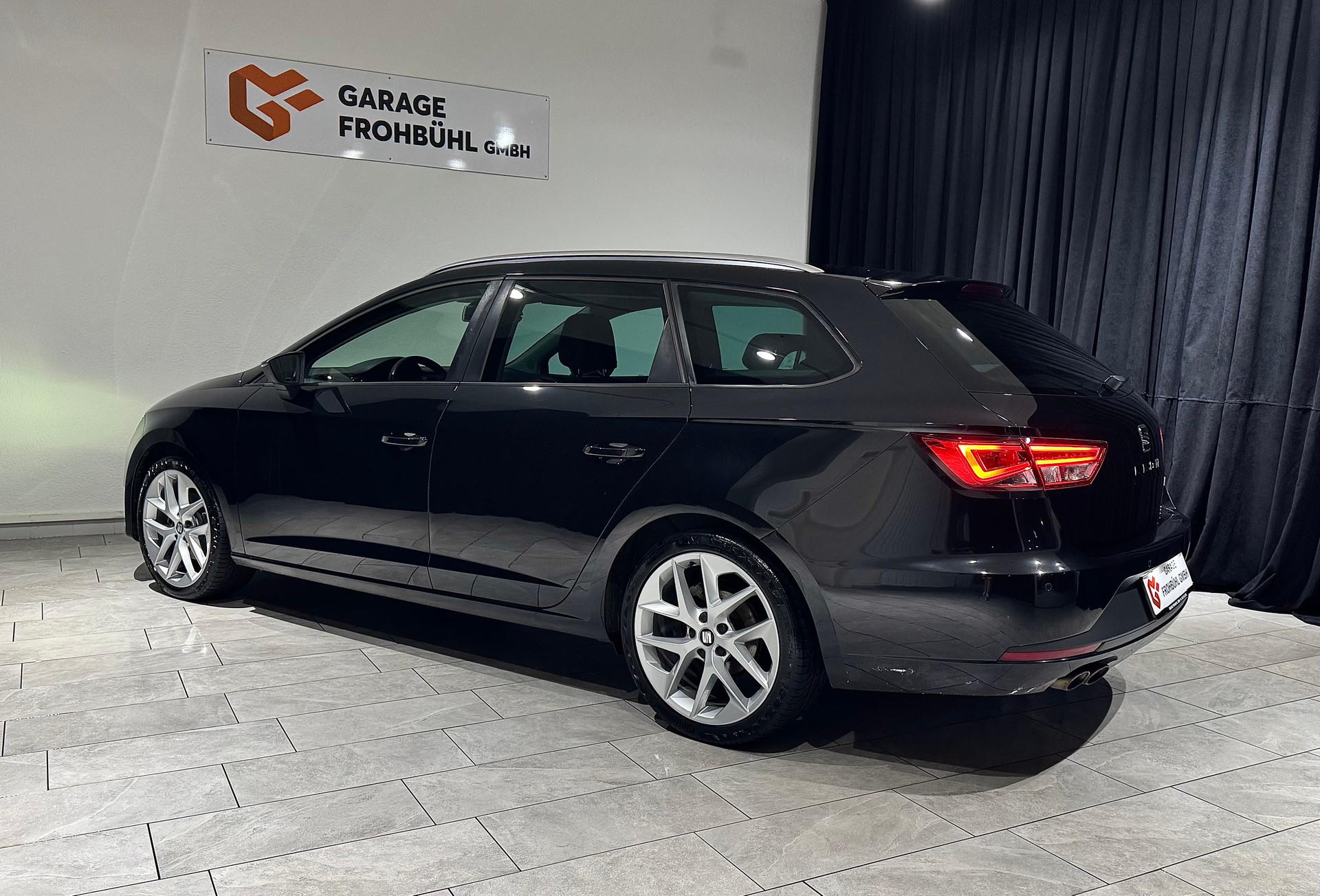 SEAT Leon ST 2.0 TDI FR-image-6