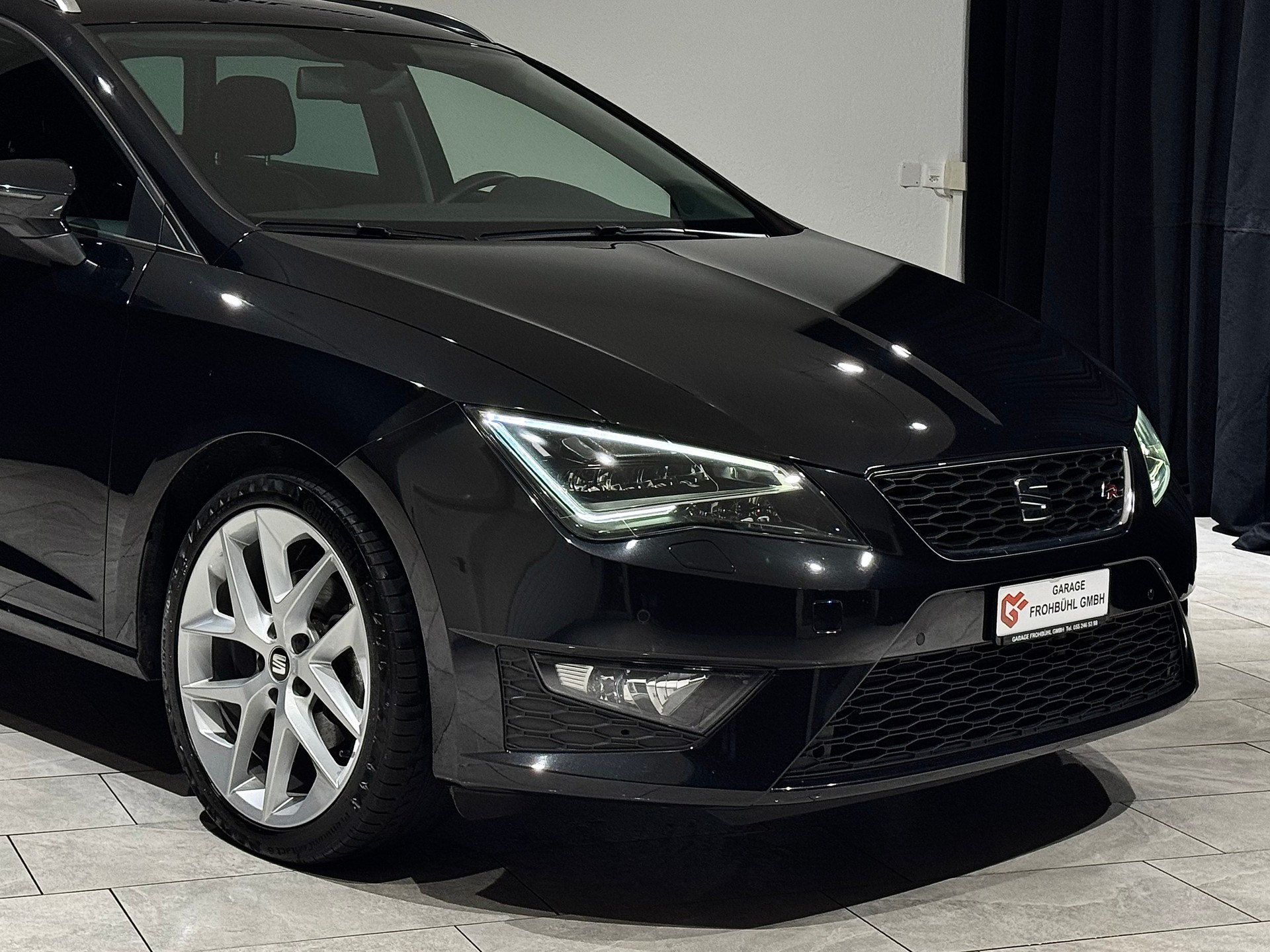 SEAT Leon ST 2.0 TDI FR-image-9