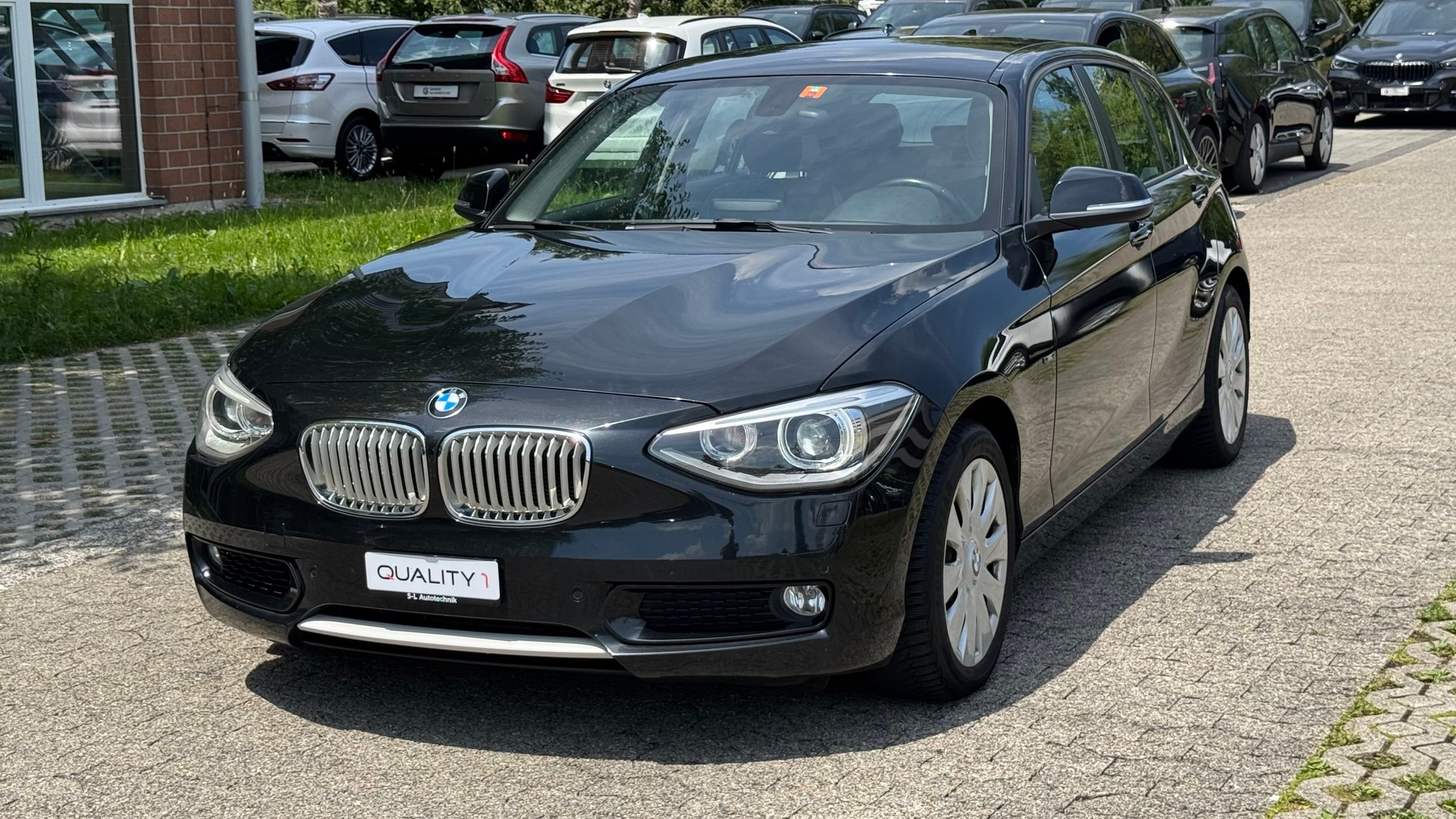 BMW 116i Urban Line-image-1