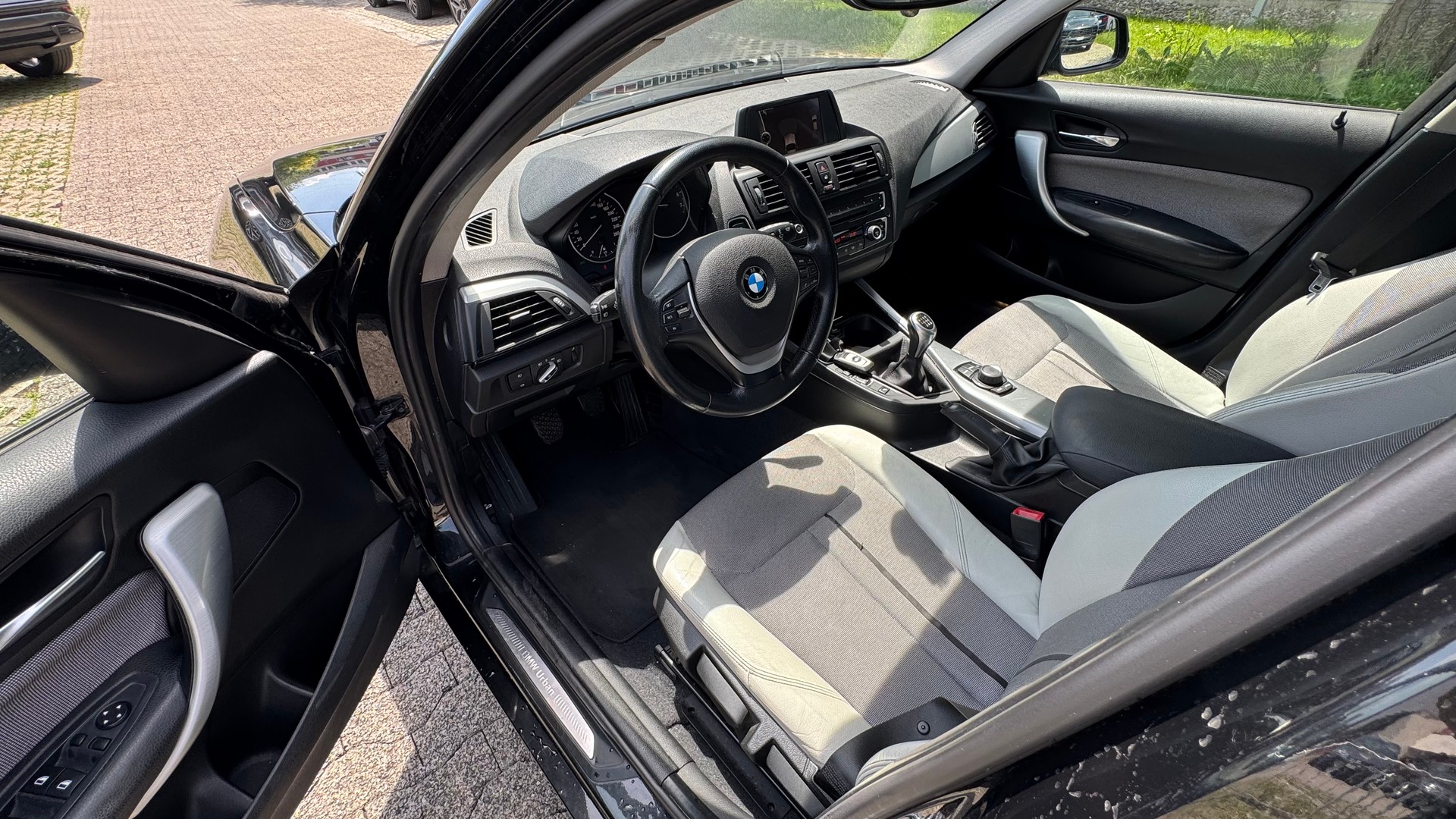 BMW 116i Urban Line-image-4
