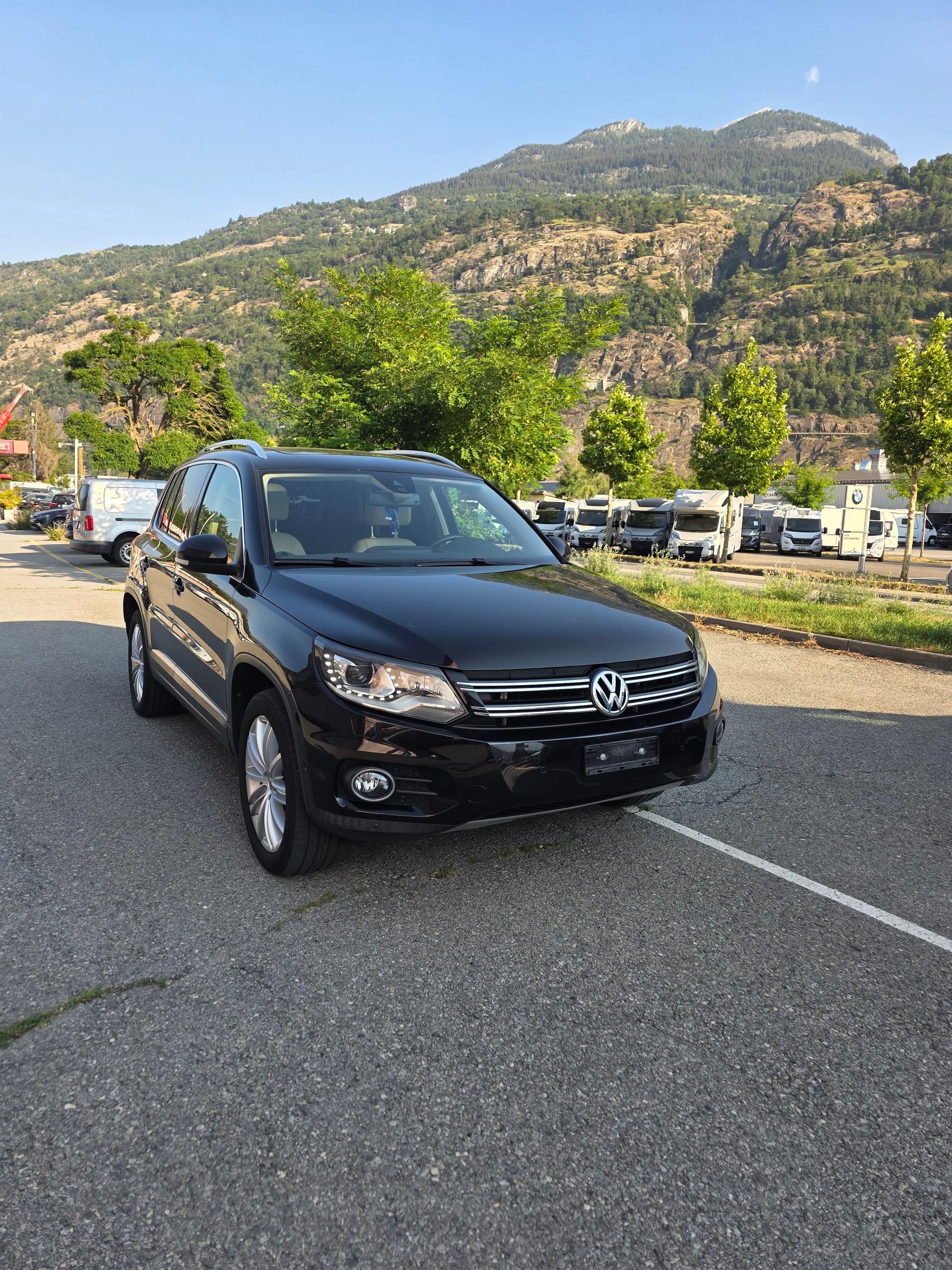 VW Tiguan 2.0 TDI Track&Style 4Motion-image-0