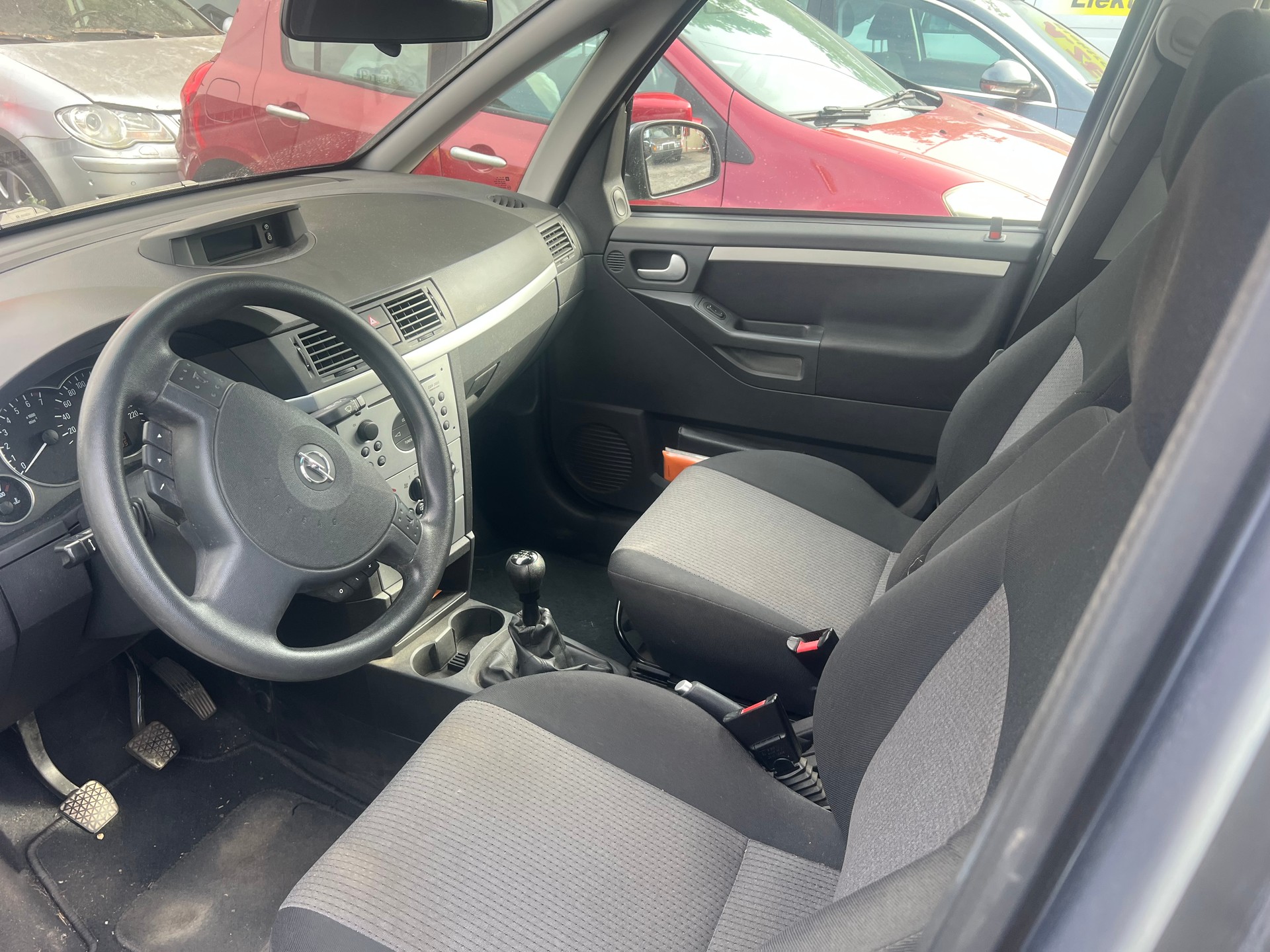 OPEL Meriva 1.8i 16V Cosmo-image-4