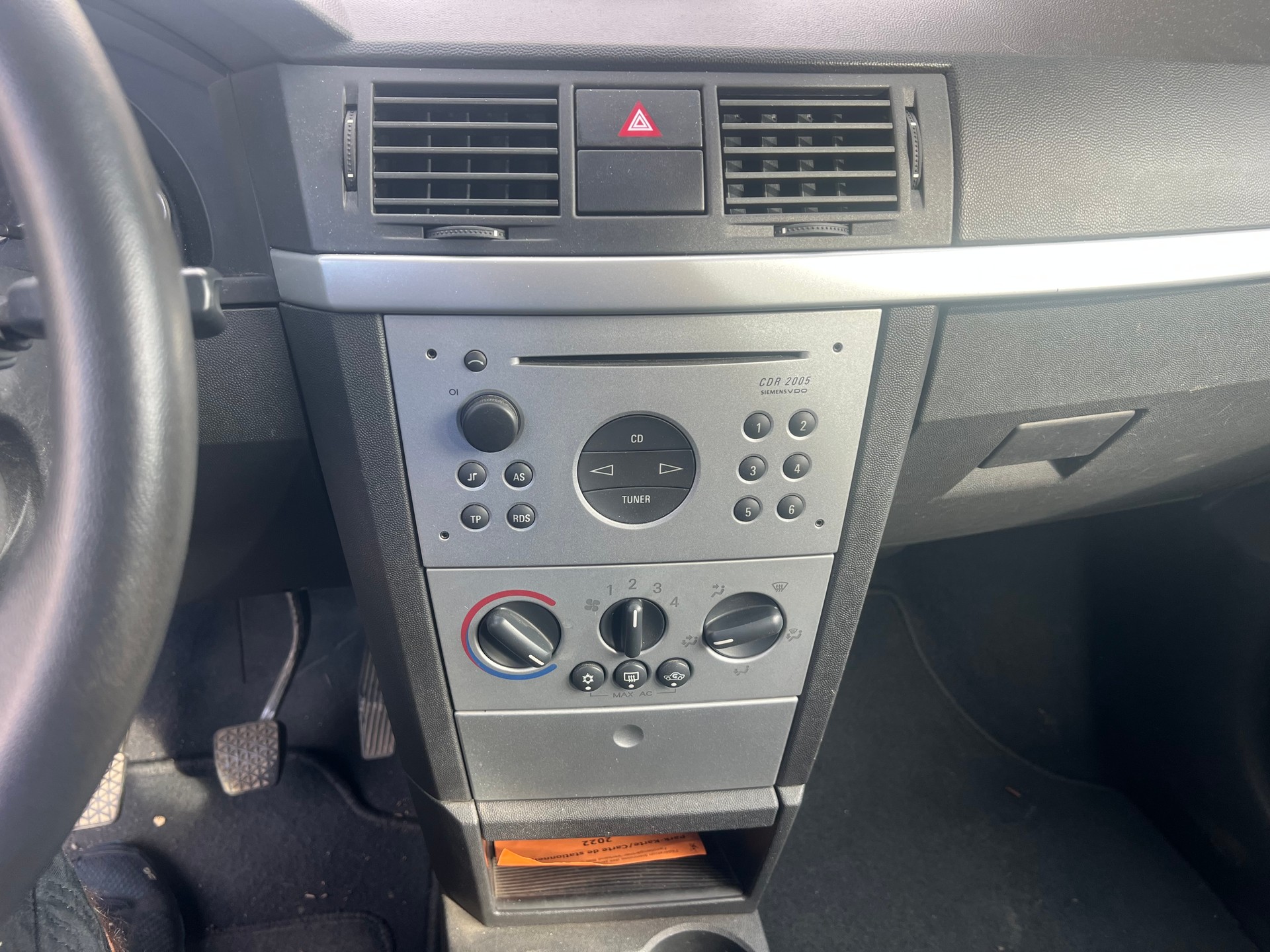 OPEL Meriva 1.8i 16V Cosmo-image-5