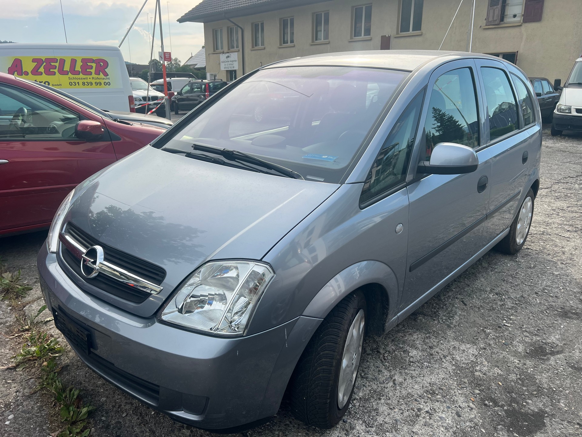OPEL Meriva 1.8i 16V Cosmo-image-2