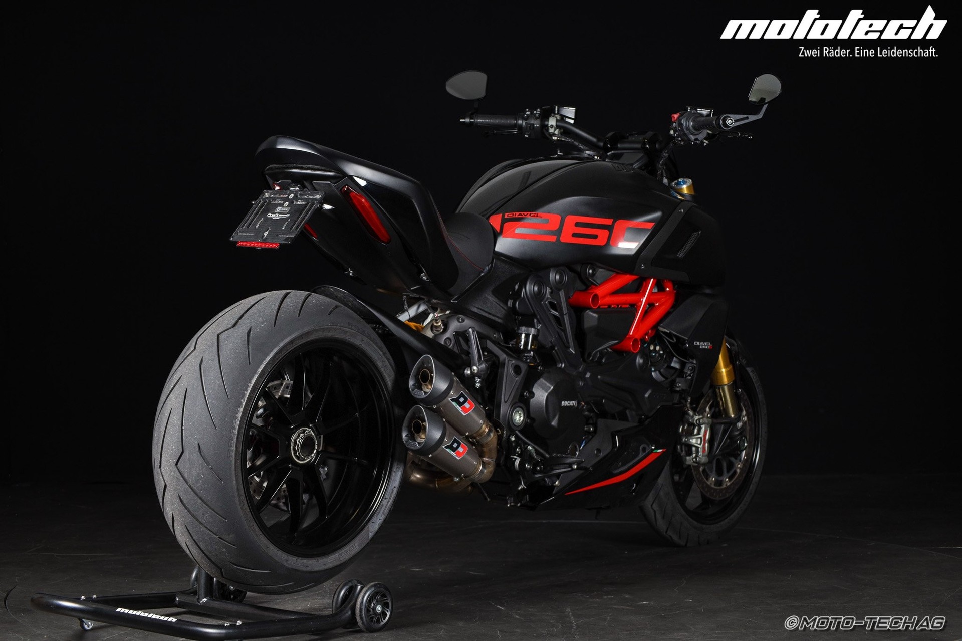 DUCATI Diavel 1260 S QD-showroom-element-2