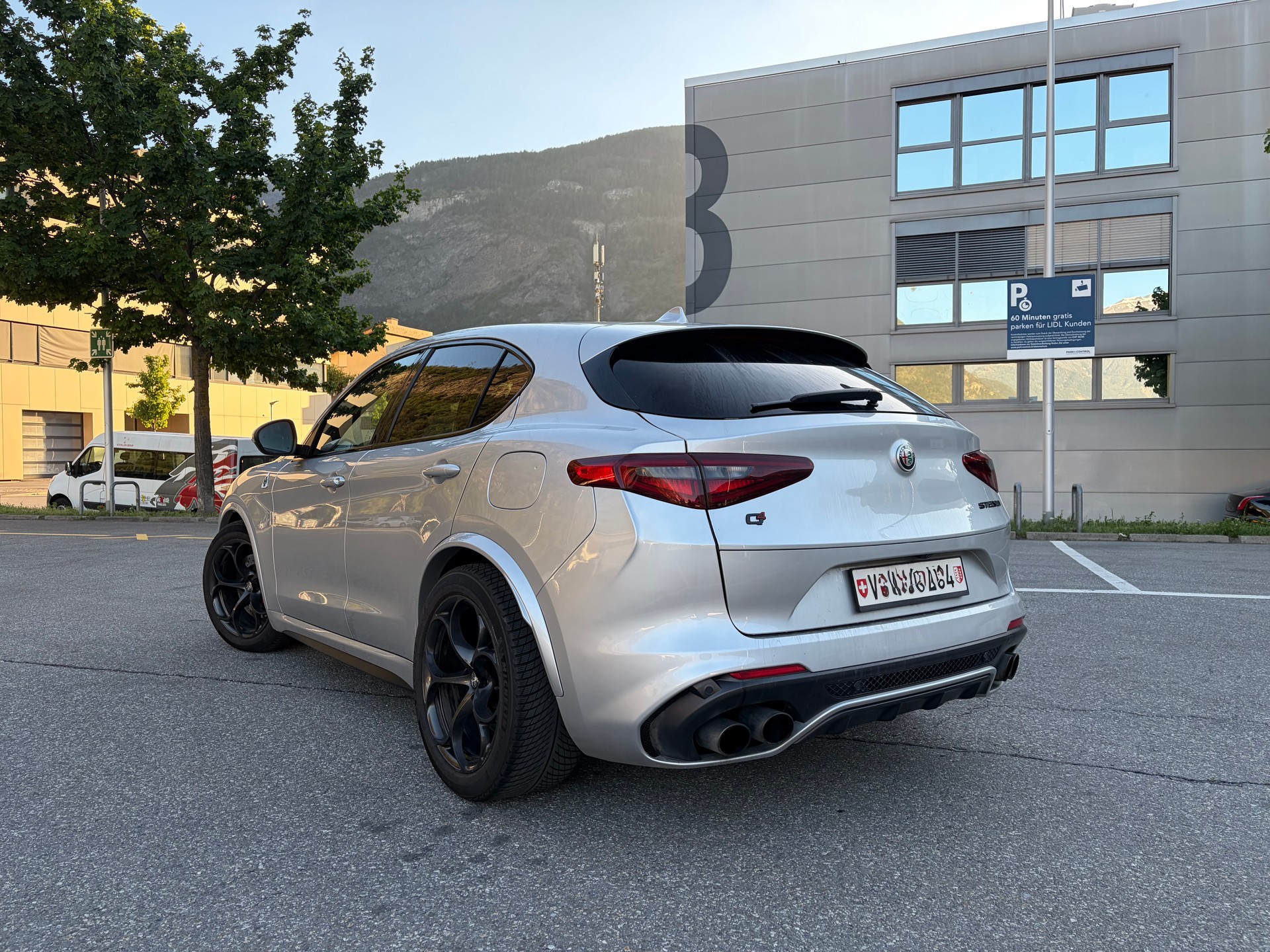 ALFA ROMEO 2.9 V6 Biturbo Q4 Quadrifoglio-image-2