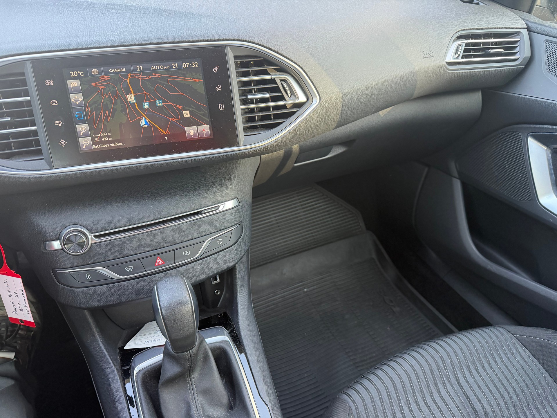 PEUGEOT 308 1.2 THP Active Automatic-image-12