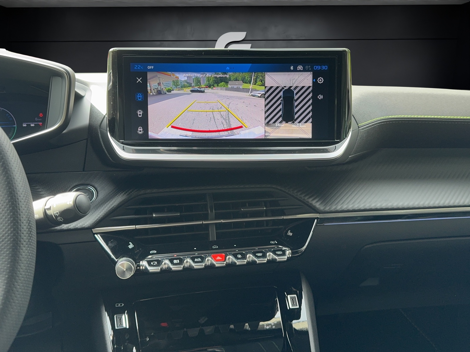 PEUGEOT 2008 NEW 1.2 Hybrid 145 GT-image-6