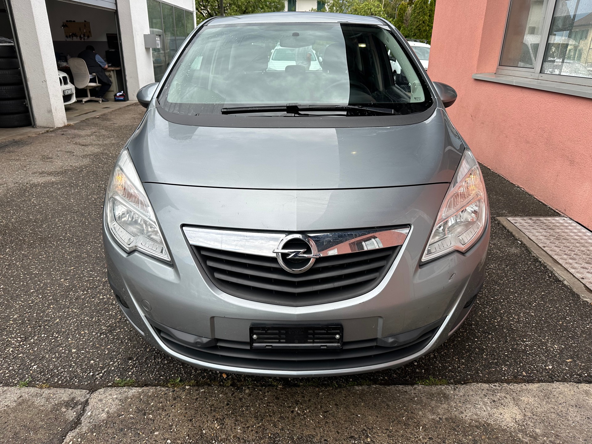 OPEL Meriva 1.4 Turbo Active Edition Automatic-image-0