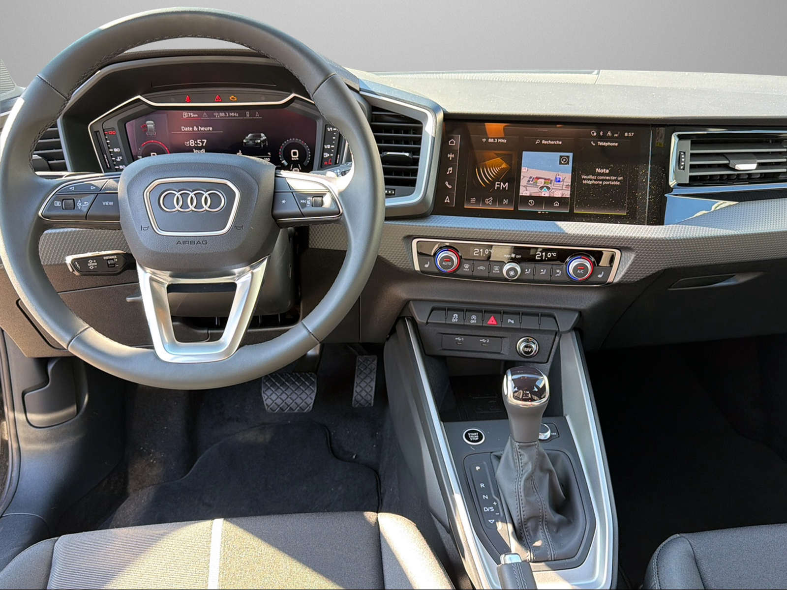 AUDI A1 Sportback 30 TFSI Attraction S-tronic-image-9