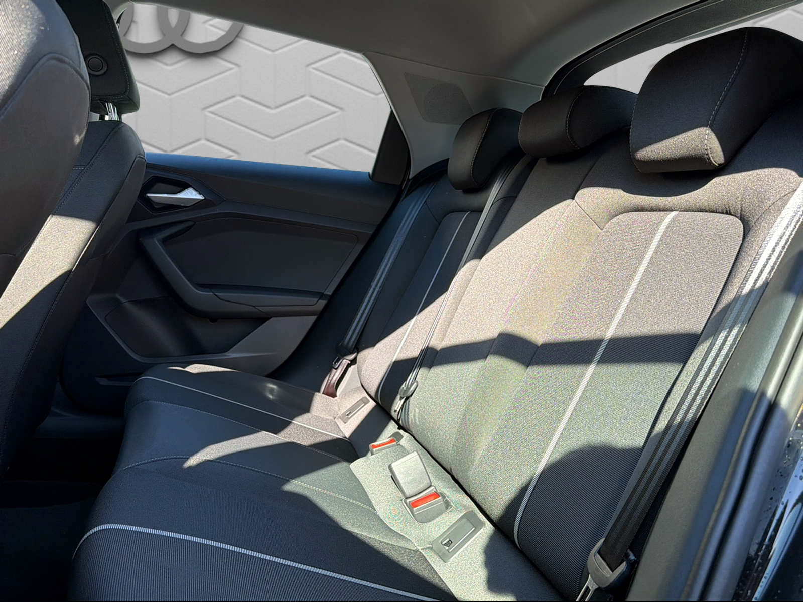 AUDI A1 Sportback 30 TFSI Attraction S-tronic-image-12