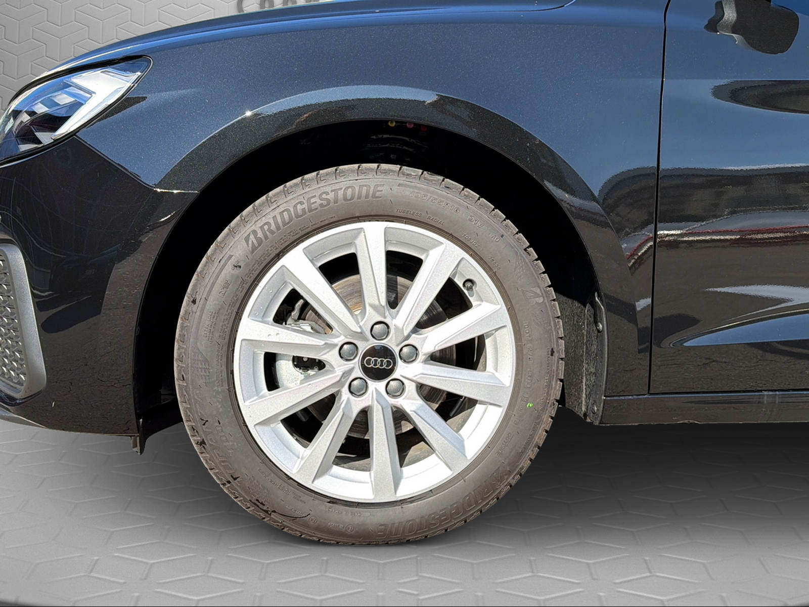 AUDI A1 Sportback 30 TFSI Attraction S-tronic-image-5