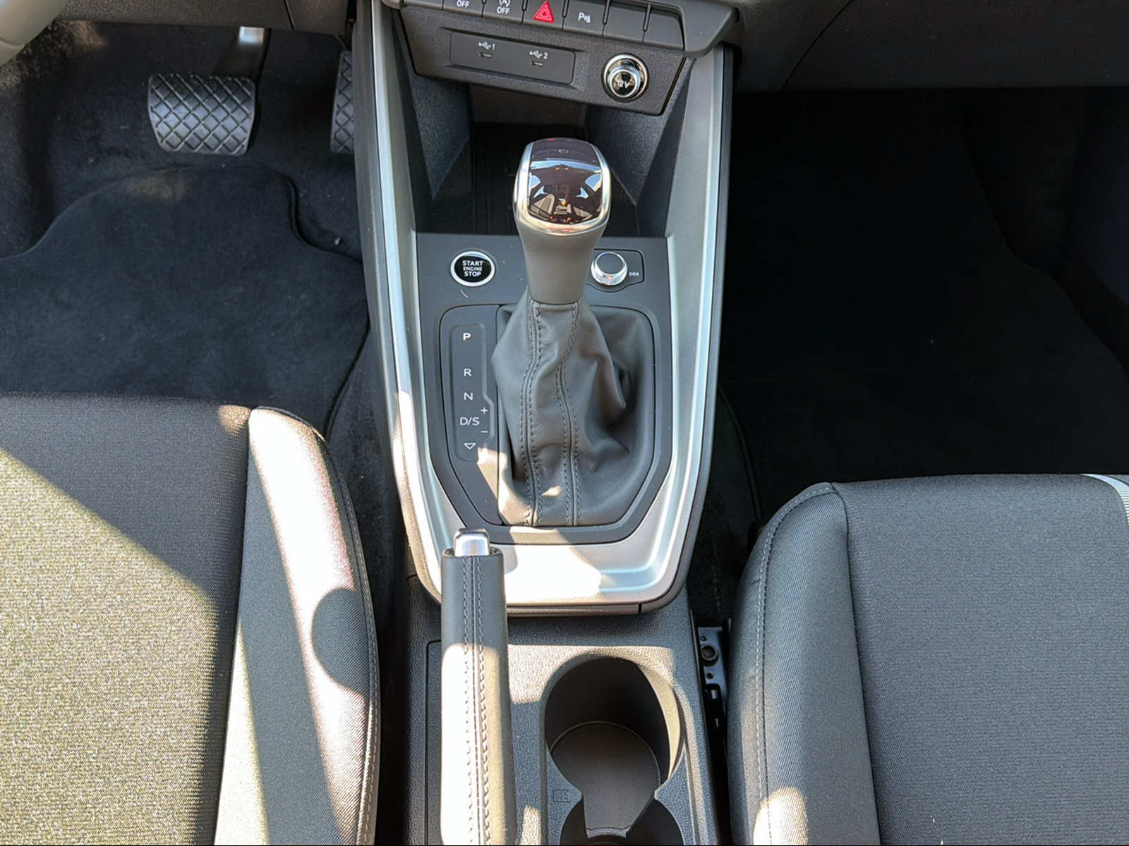 AUDI A1 Sportback 30 TFSI Attraction S-tronic-image-11