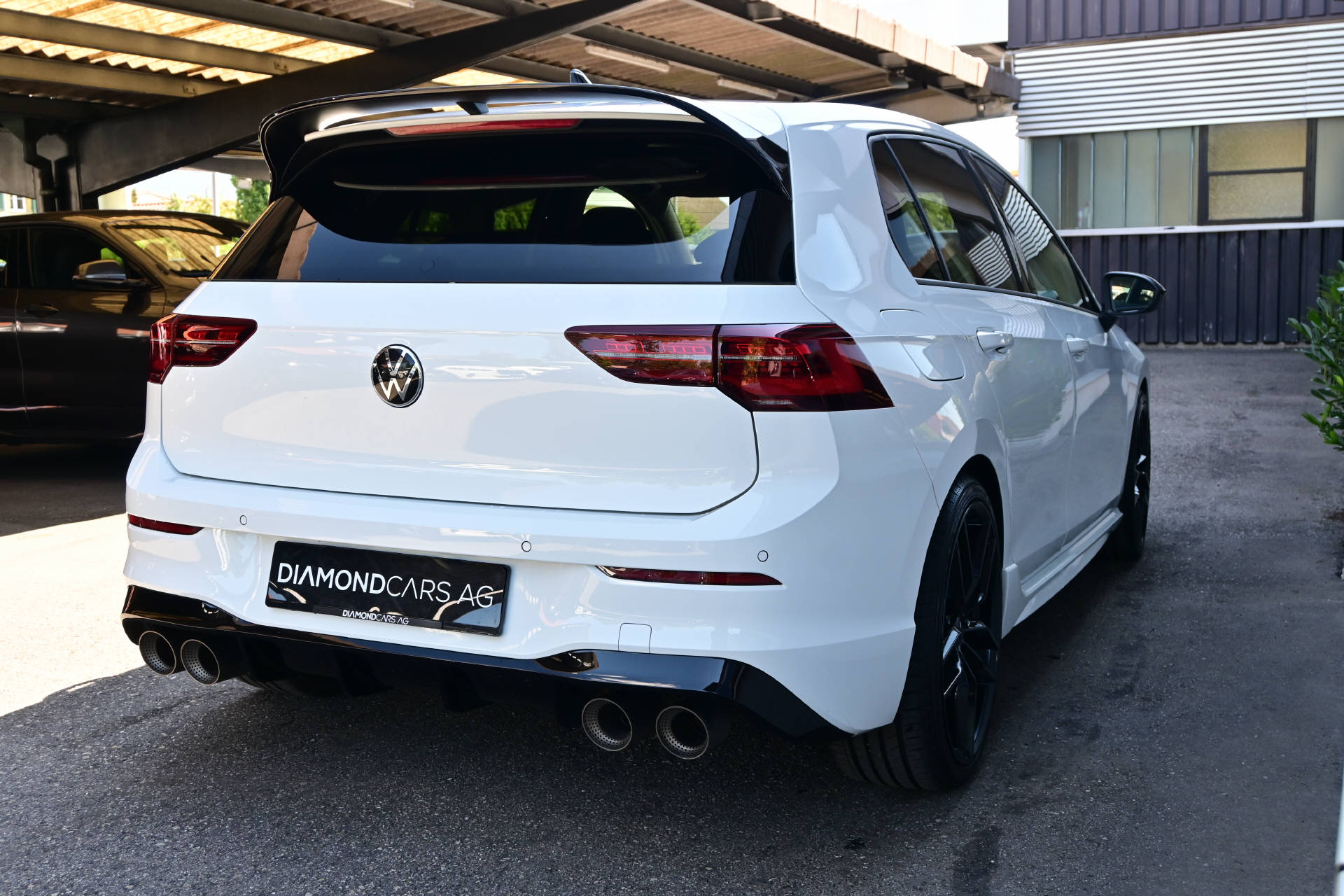 VW Golf VIII 2.0 TSI R DSG 4motion **Titanabgasanlage Akrapovic** Performance**-image-8