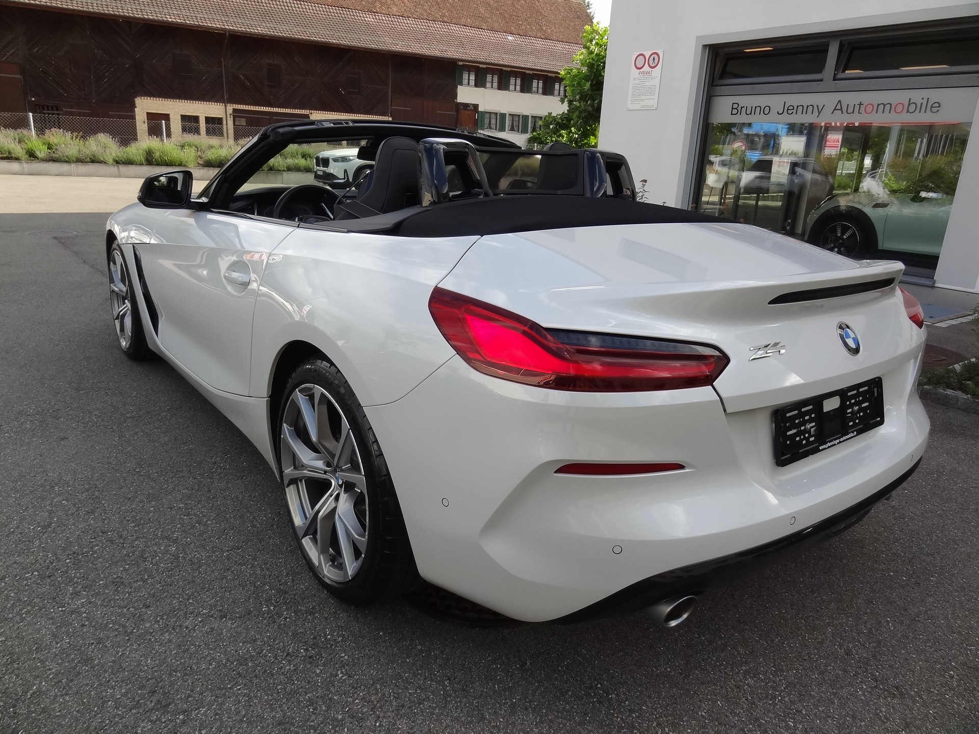 BMW Z4 sDrive 20i Sport Line Steptronic-showroom-element-2
