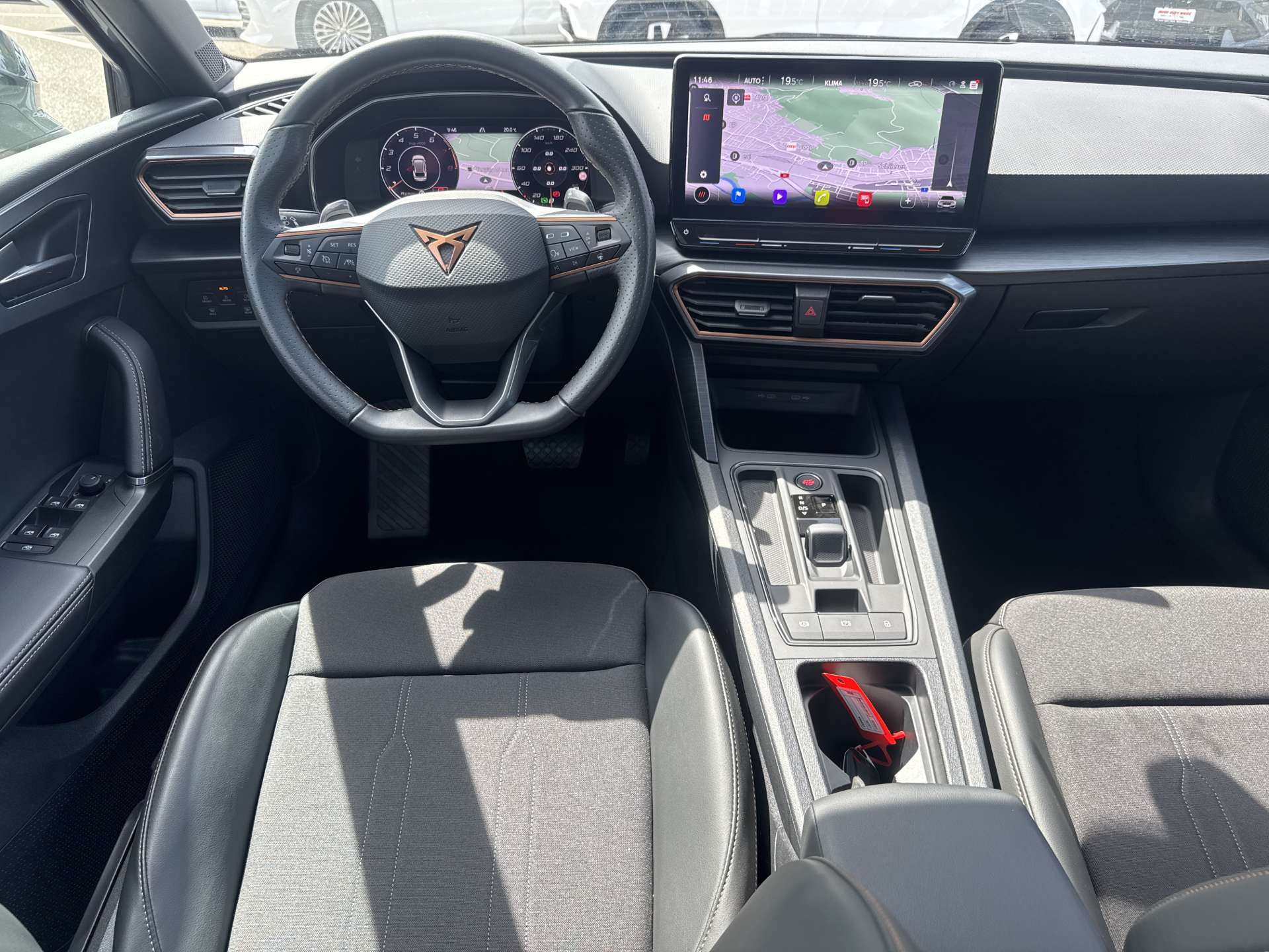 CUPRA LEON ST 1.5 TSi DSG-Automat-image-4