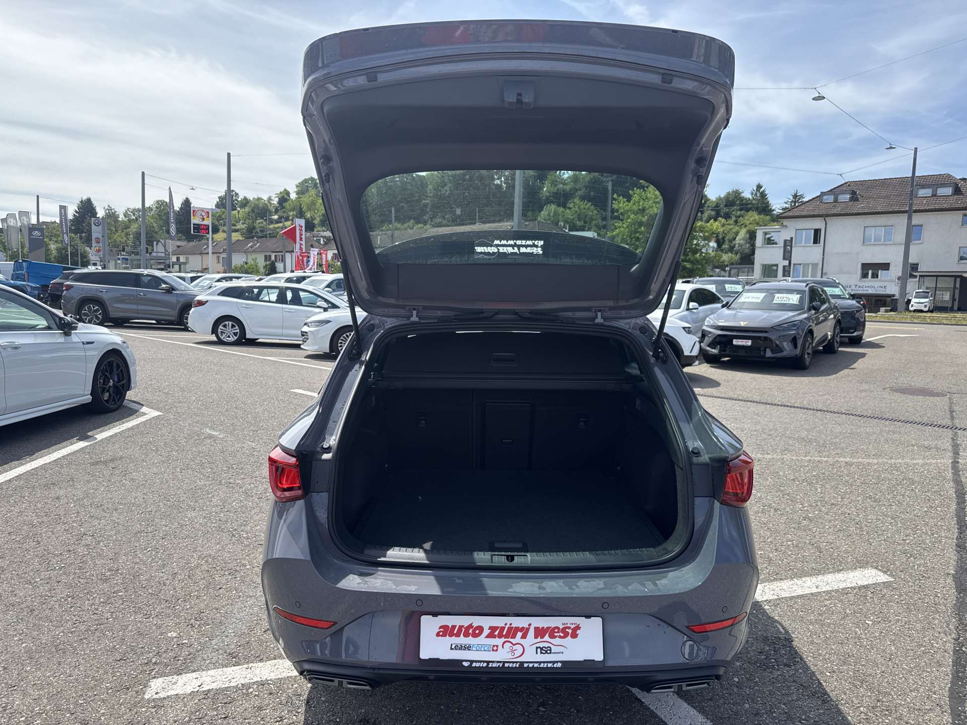 CUPRA LEON ST 1.5 TSi DSG-Automat-image-7
