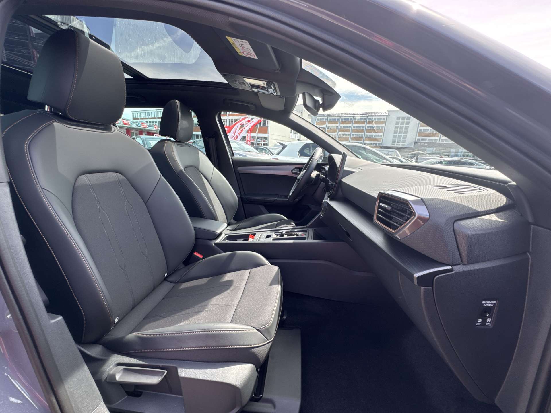 CUPRA LEON ST 1.5 TSi DSG-Automat-image-12