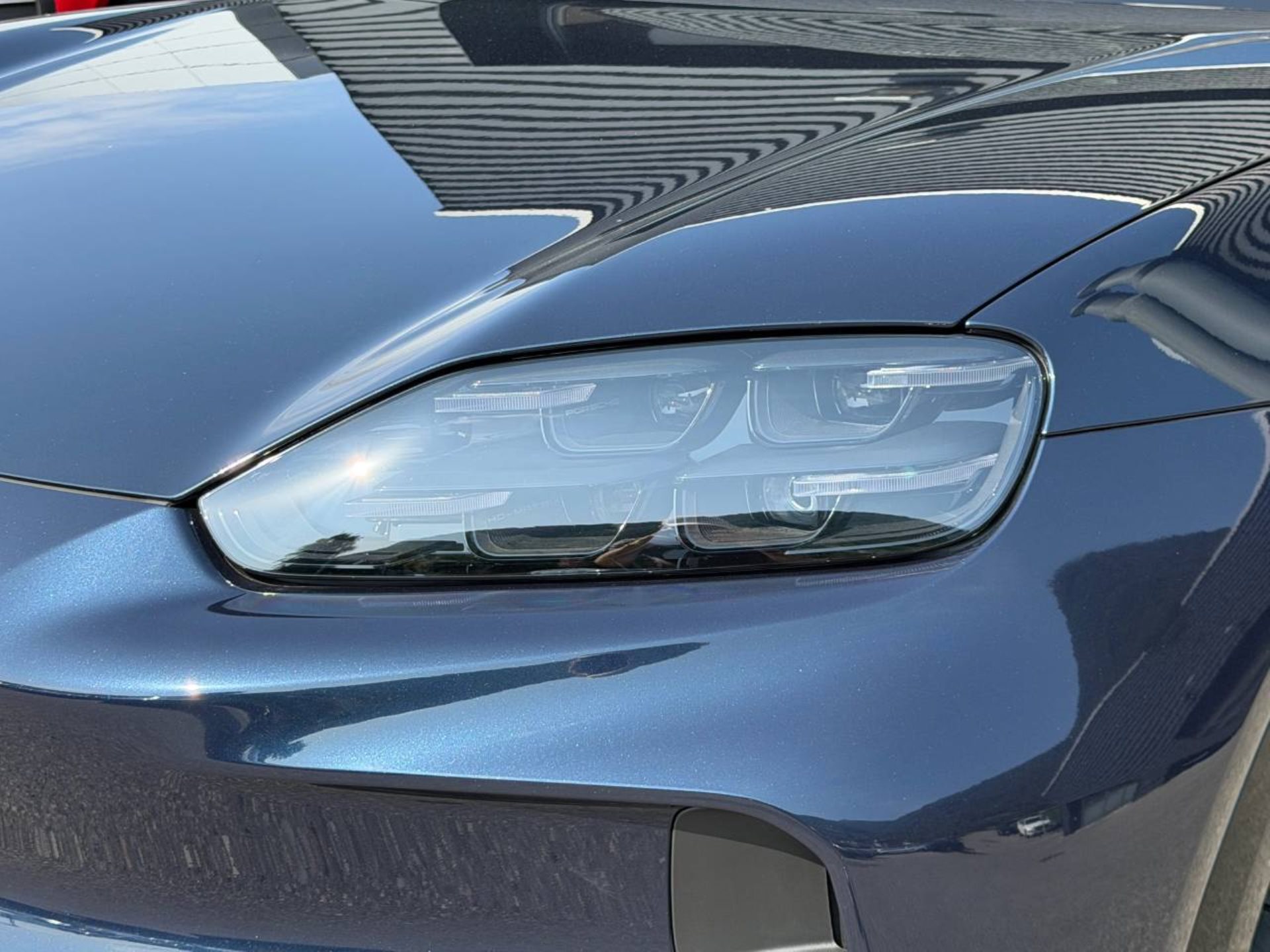 PORSCHE Cayenne Electric-image-13