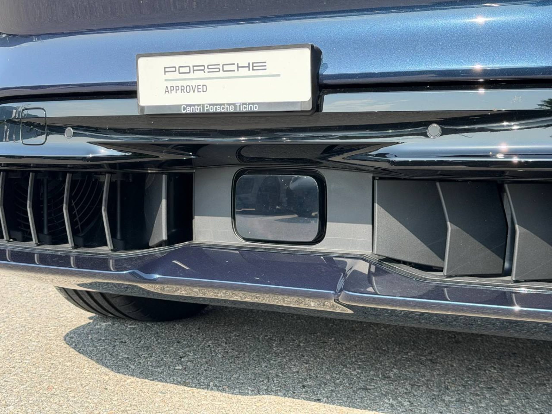 PORSCHE Cayenne Electric-image-27