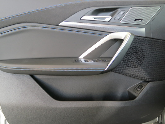 BMW X1 M35i xDrive-image-12
