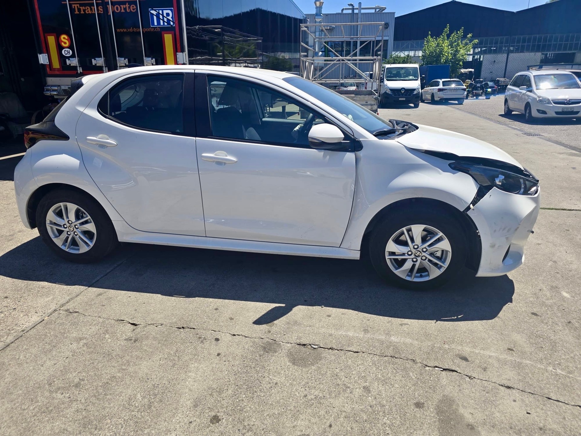 TOYOTA 1.5 VVT-i HSD Comfort-image-5