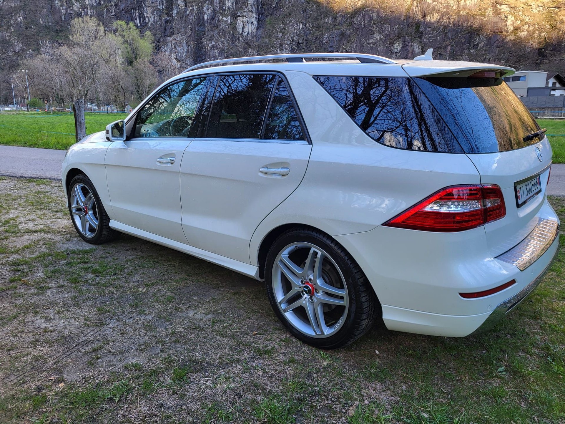 MERCEDES-BENZ ML 350 BlueTEC 4Matic 7G-Tronic-image-1