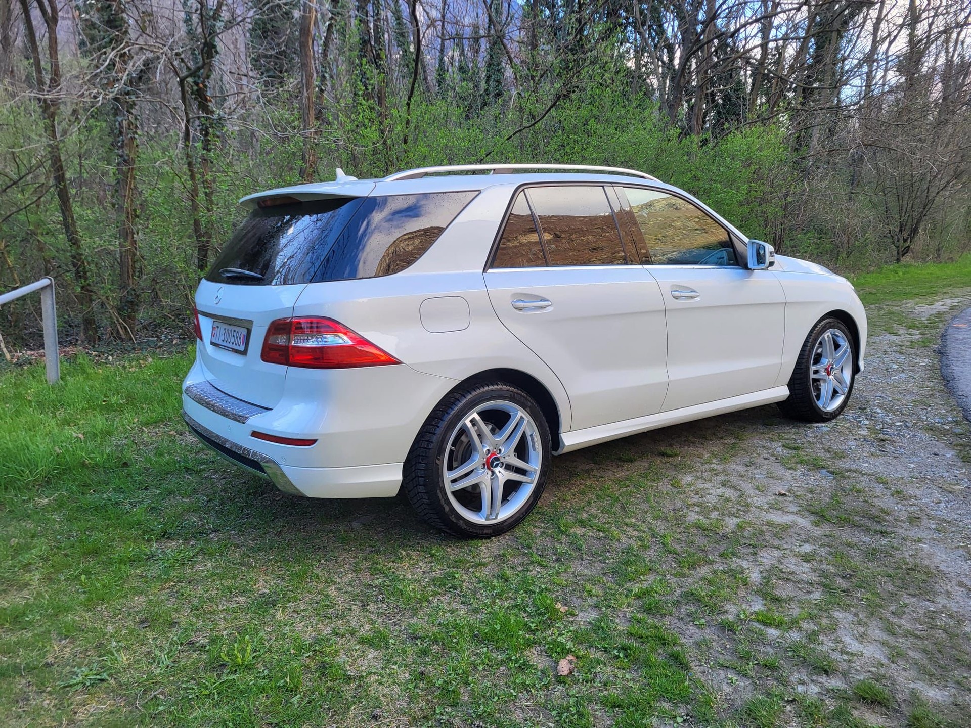 MERCEDES-BENZ ML 350 BlueTEC 4Matic 7G-Tronic-image-2