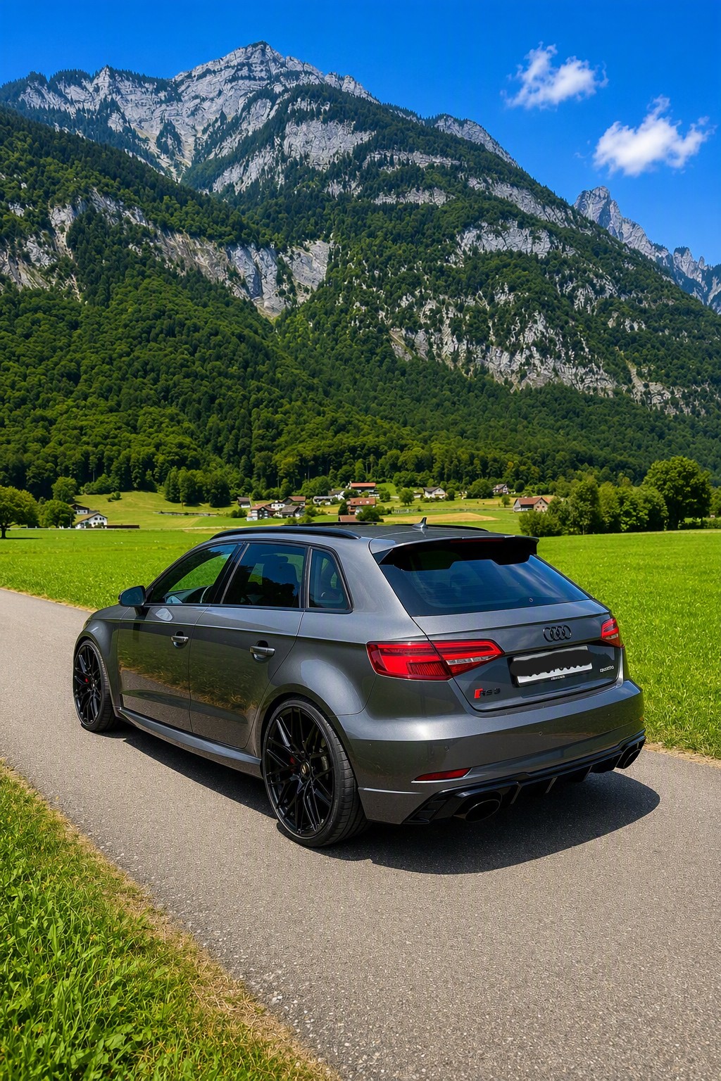 AUDI 2.5 T FSI quattro S-Tronic-image-3