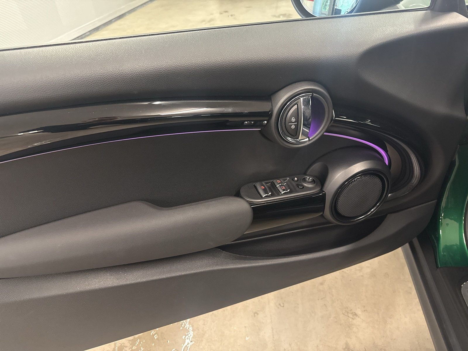 MINI Cooper S Cabriolet DKG-image-16