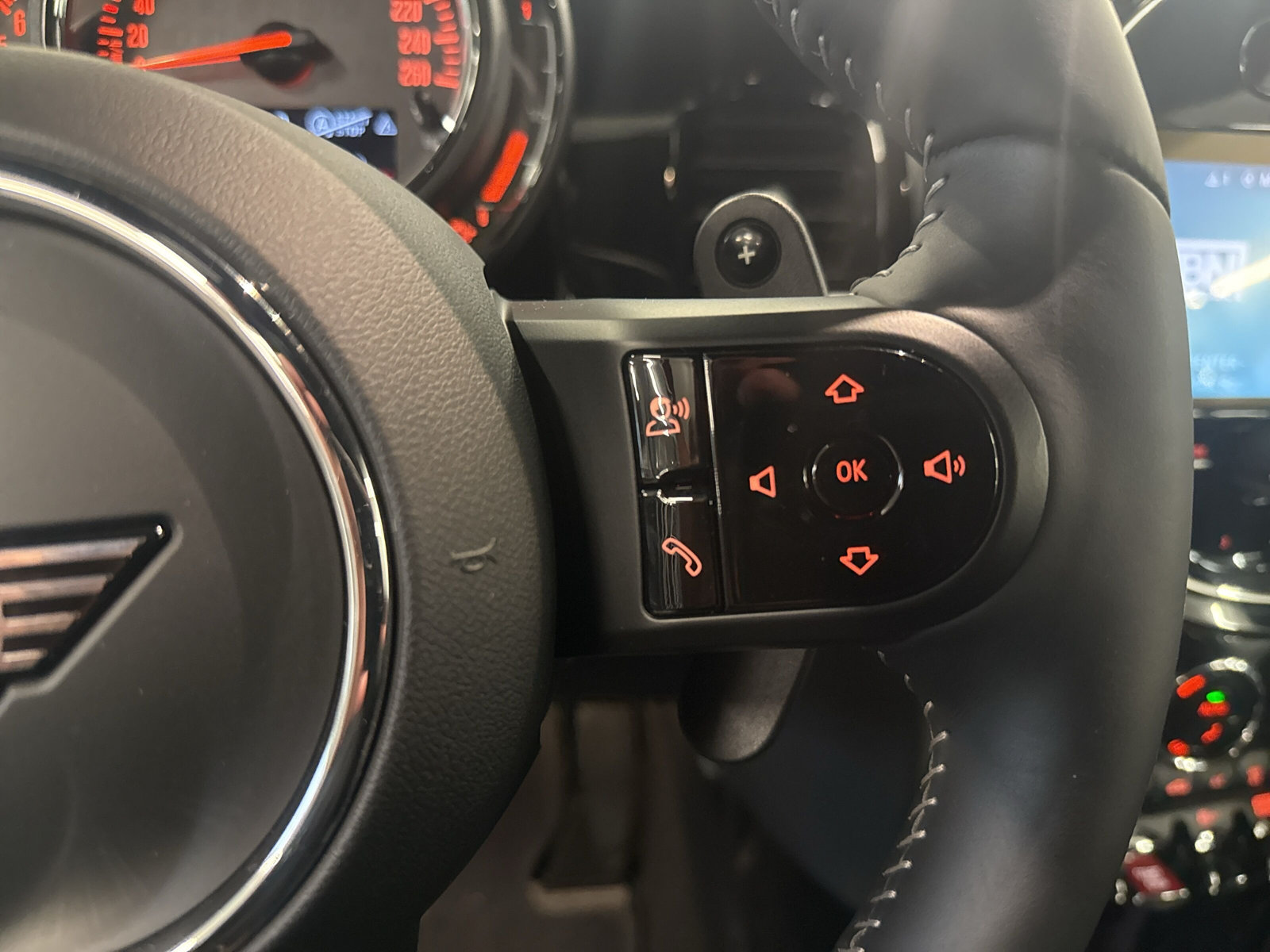 MINI Cooper S Cabriolet DKG-image-15