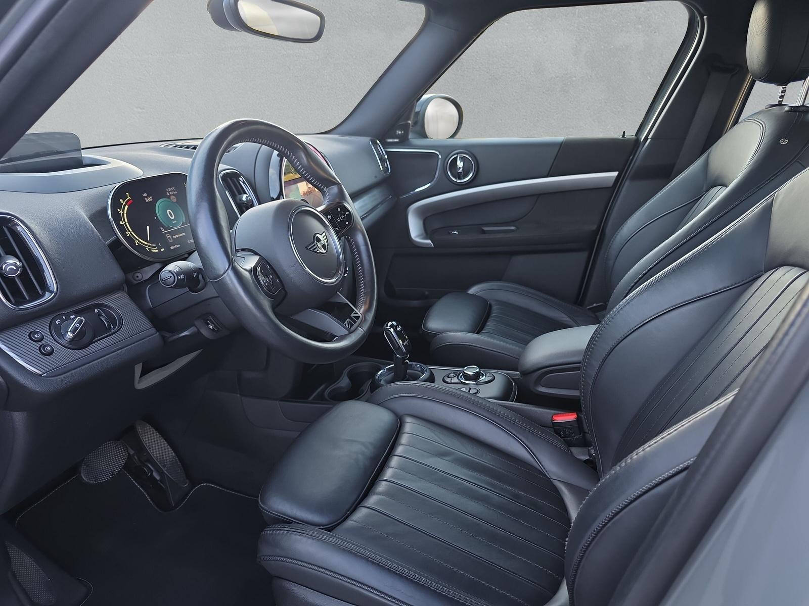 MINI Countryman S ALL4 F60 2.0i (CH)-image-11
