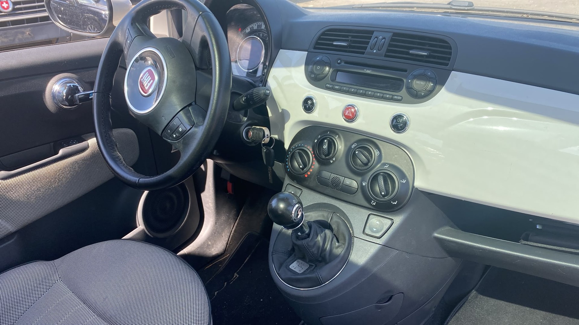 FIAT 500 1.2 Lounge-image-6