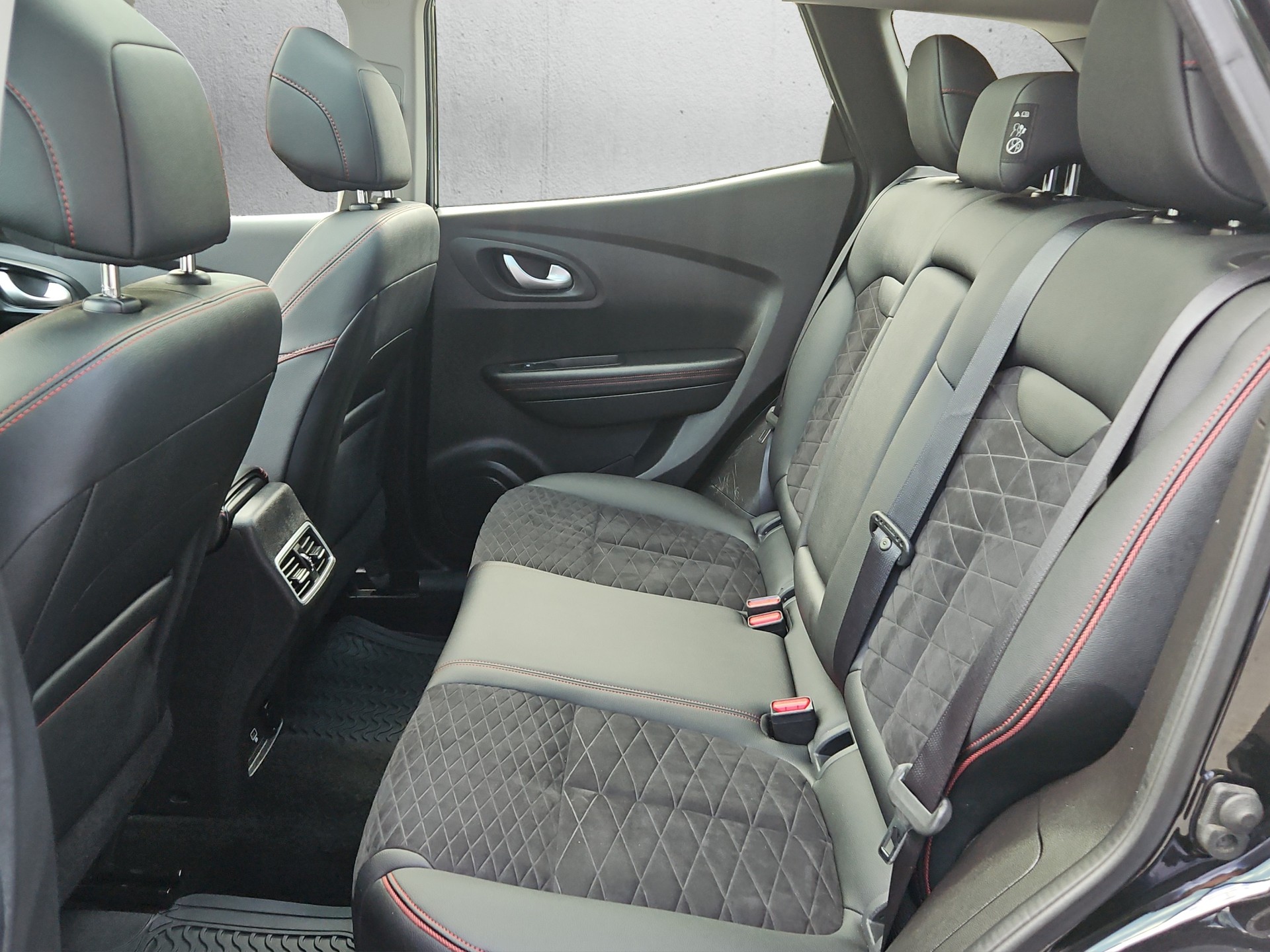 RENAULT Kadjar 1.7 Black dCi Business-image-10
